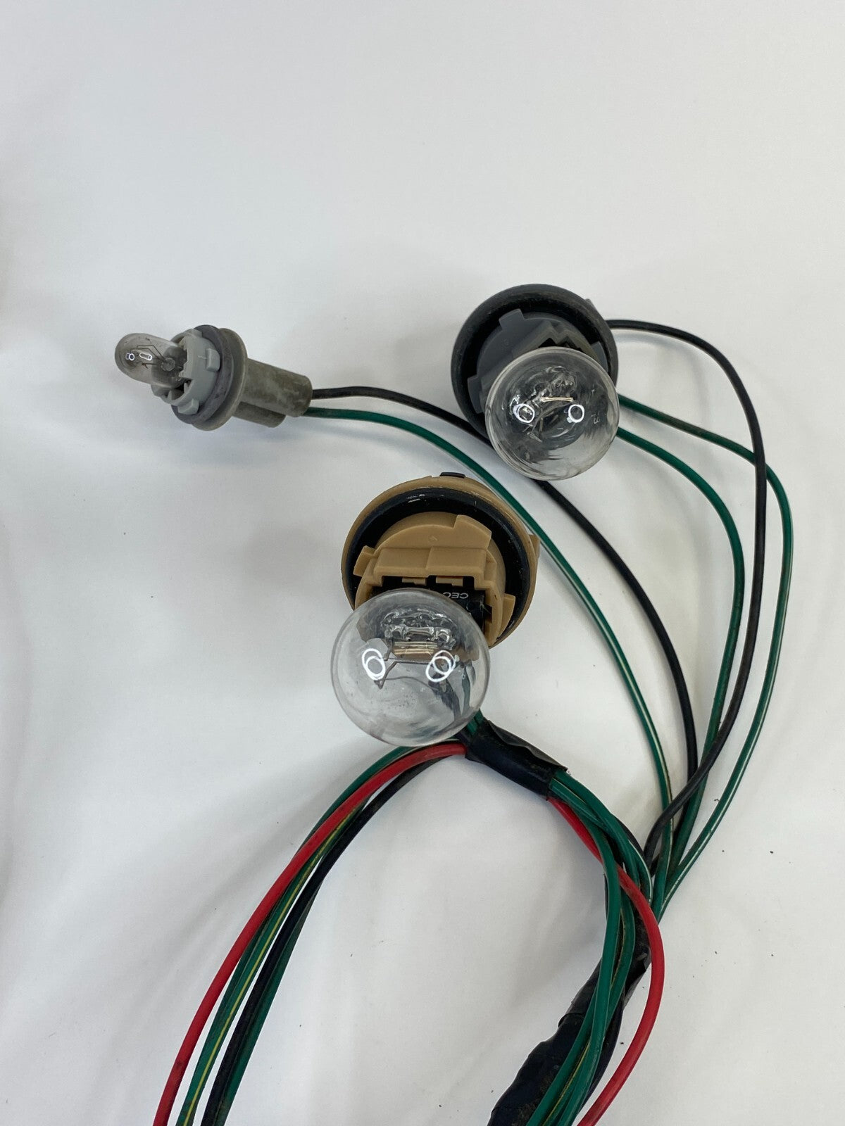 2004-2008 Nissan Maxima Rear Tail Light Lamp Taillight Socket Wire Harness OEM