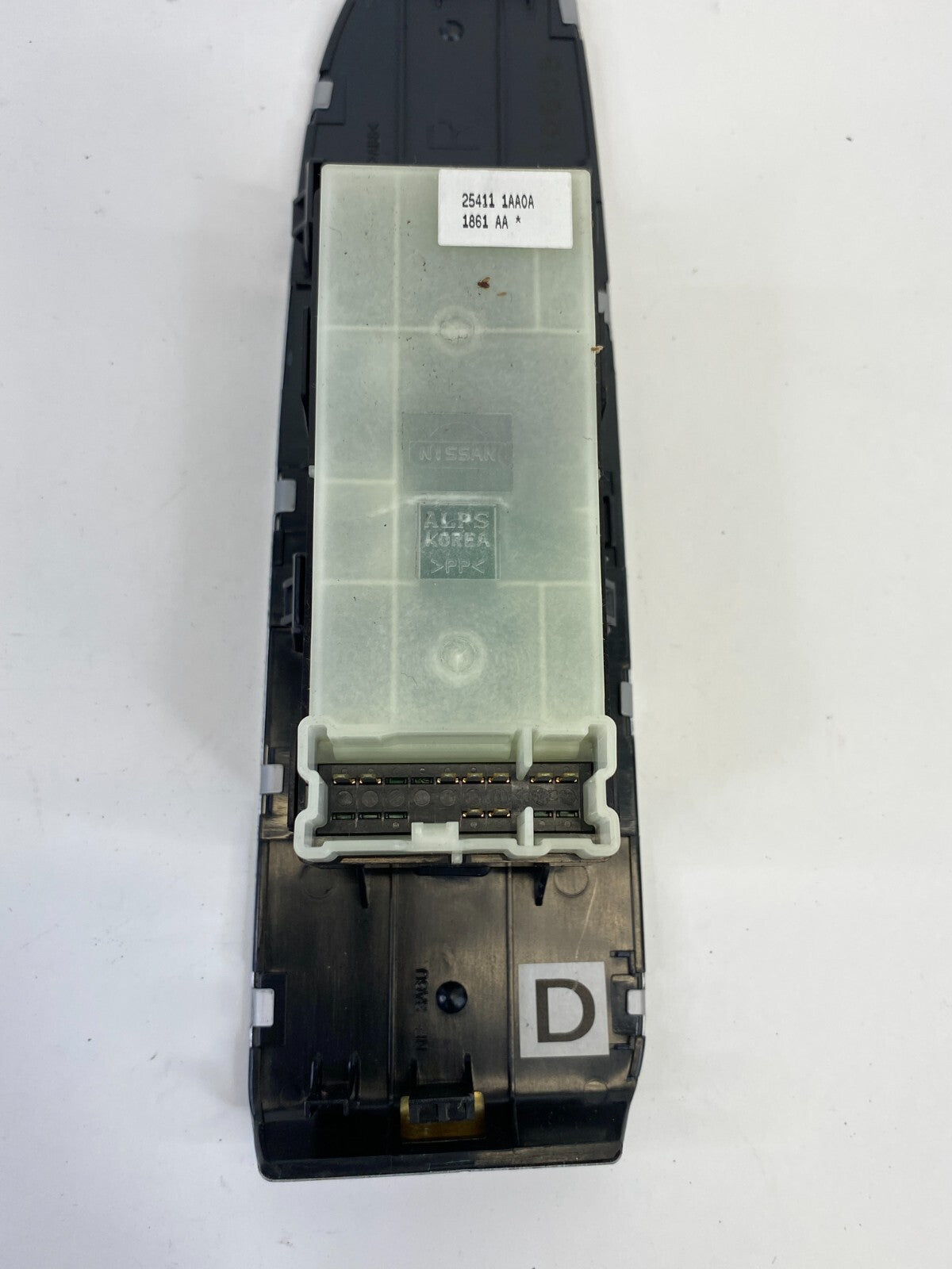 2009-2014 Nissan Murano Front Right Side Door Power Window Switch w/ Trim Bezel