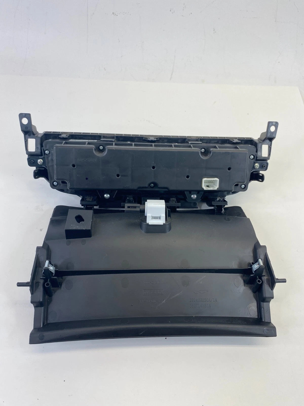 2018 Nissan Altima A/C Heater Climate Temperature Control Assy 27500-9HU0A OEM