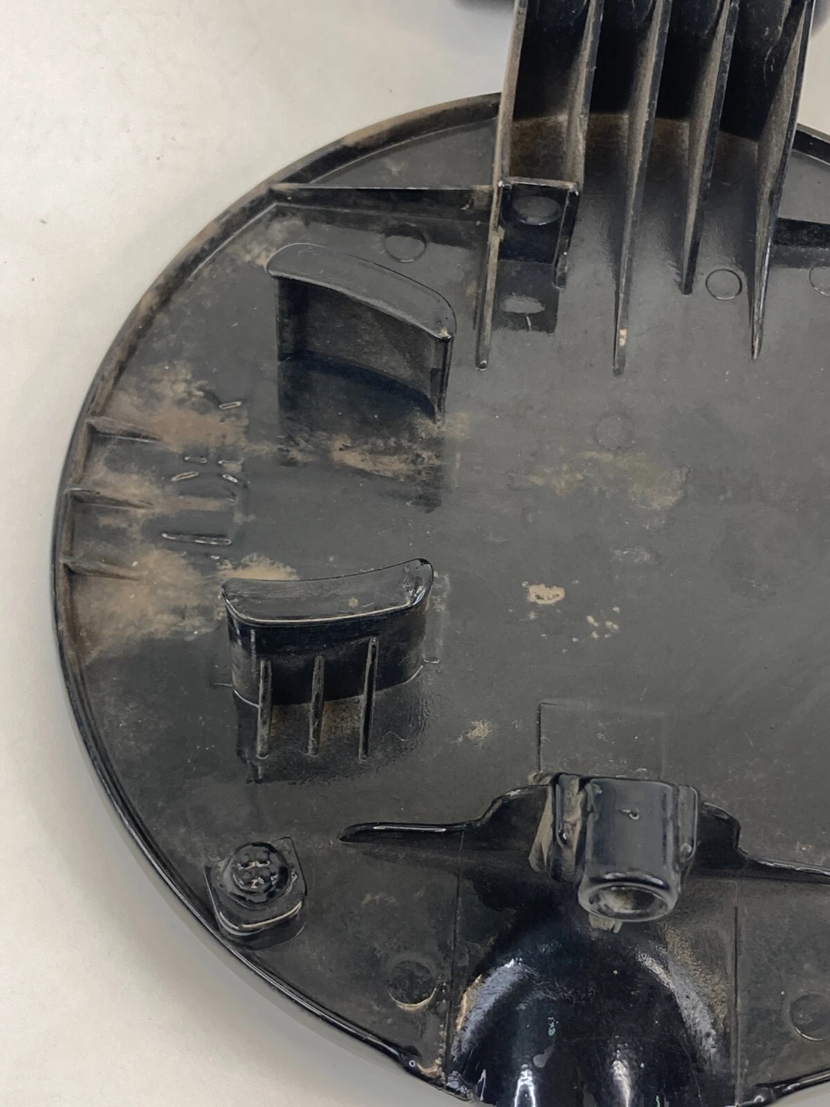 10-13 KIA SOUL FUEL FILLER TANK DOOR GAS LID COVER 9H SHADOW METALLIC 695102K500