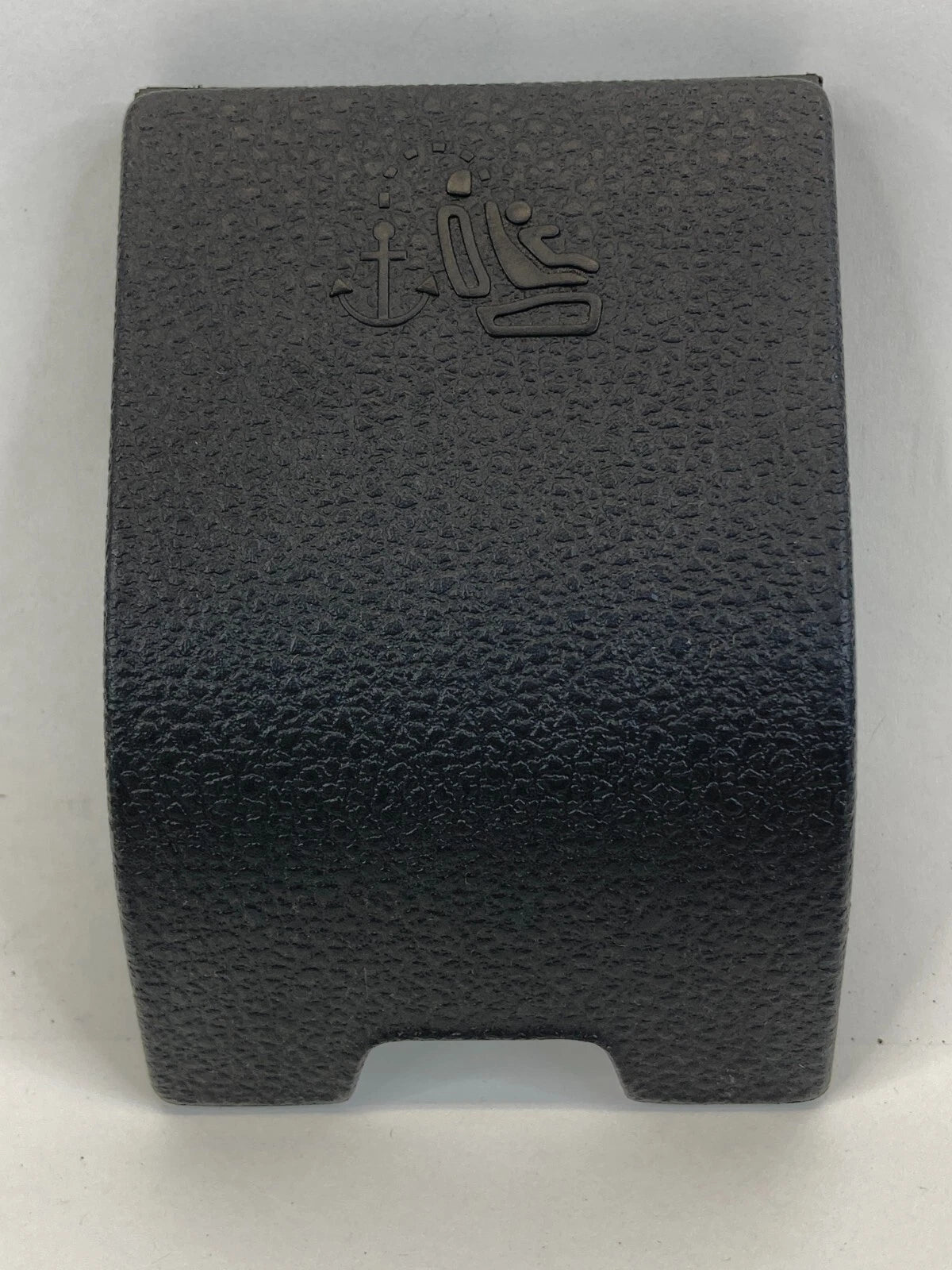 2012-2019 VOLKSWAGEN PASSAT REAR CHILD SEAT ANCHOR HOOK COVER TRIM CAP 561863413