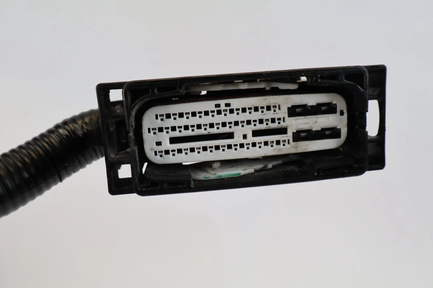 2008-2010 HONDA ACCORD SEDAN 2.4L AT FWD ABS PUMP ANTI LOCK BRAKE CONNECTOR PLUG