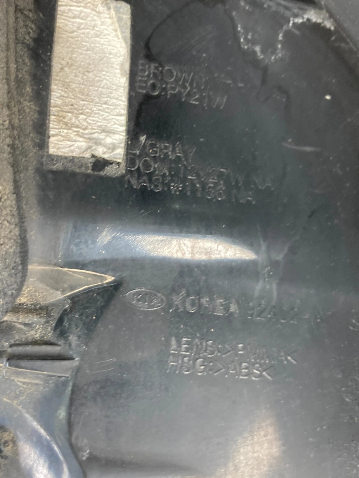 2014-2016 Kia Forte SEDAN Rear Right Side Tail Lamp Light Outer Taillight Lamp