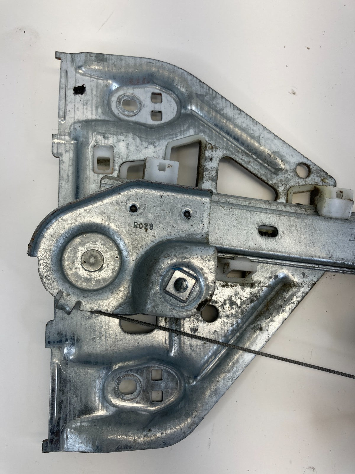 2005-2011 Cadillac STS Rear Right Door Power Window Motor & Regulator 25999741