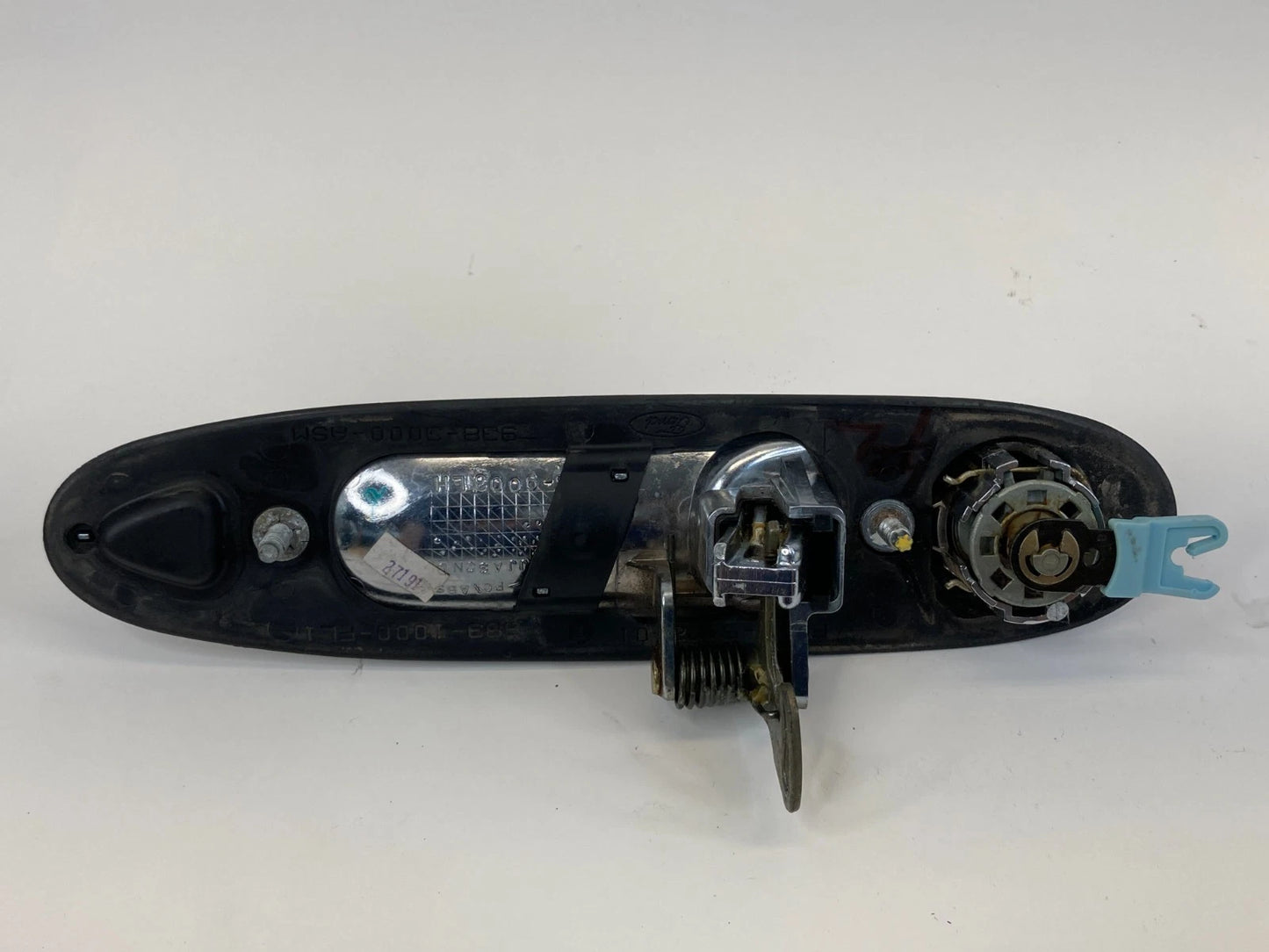 1998-2002 LINCOLN TOWN CAR FRONT LEFT EXTERIOR DOOR HANDLE ASSY 938-3000-ASM OEM