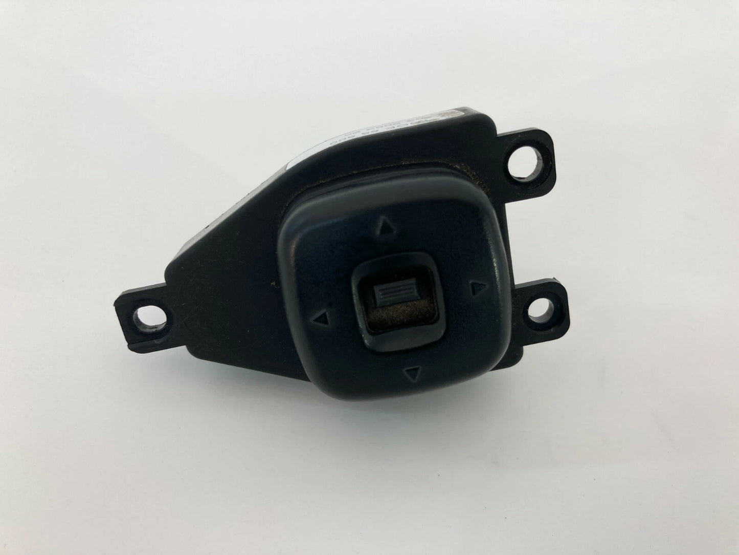 2004-2009 MAZDA 3 MAZDA3 FRONT LEFT DOOR POWER MIRROR CONTROL SWITCH BJ0E-66-600