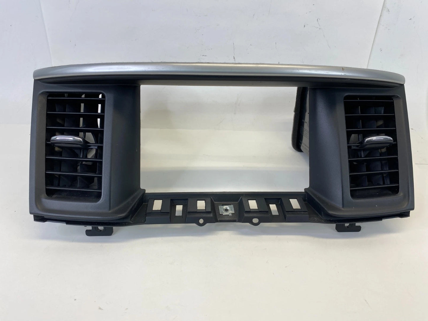 2013-2020 NISSAN PATHFINDER CENTER DASH RADIO BEZEL TRIM W/ AIR VENTS OEM