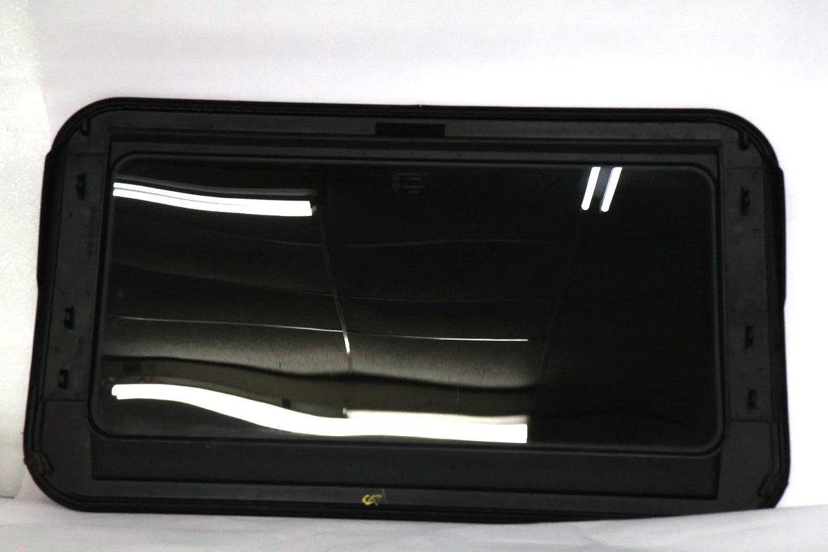 2012-2022 VOLKSWAGEN PASSAT SEDAN ROOF UPPER SUNROOF GLASS PANEL 597-697-158 OEM