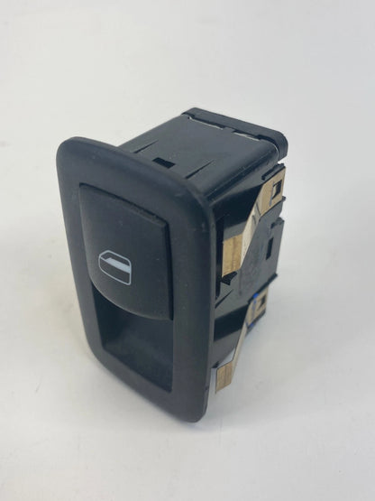 09-14 VOLKSWAGEN ROUTAN REAR LEFT SLIDING DOOR WINDOW SWITCH BUTTON 68020400AC