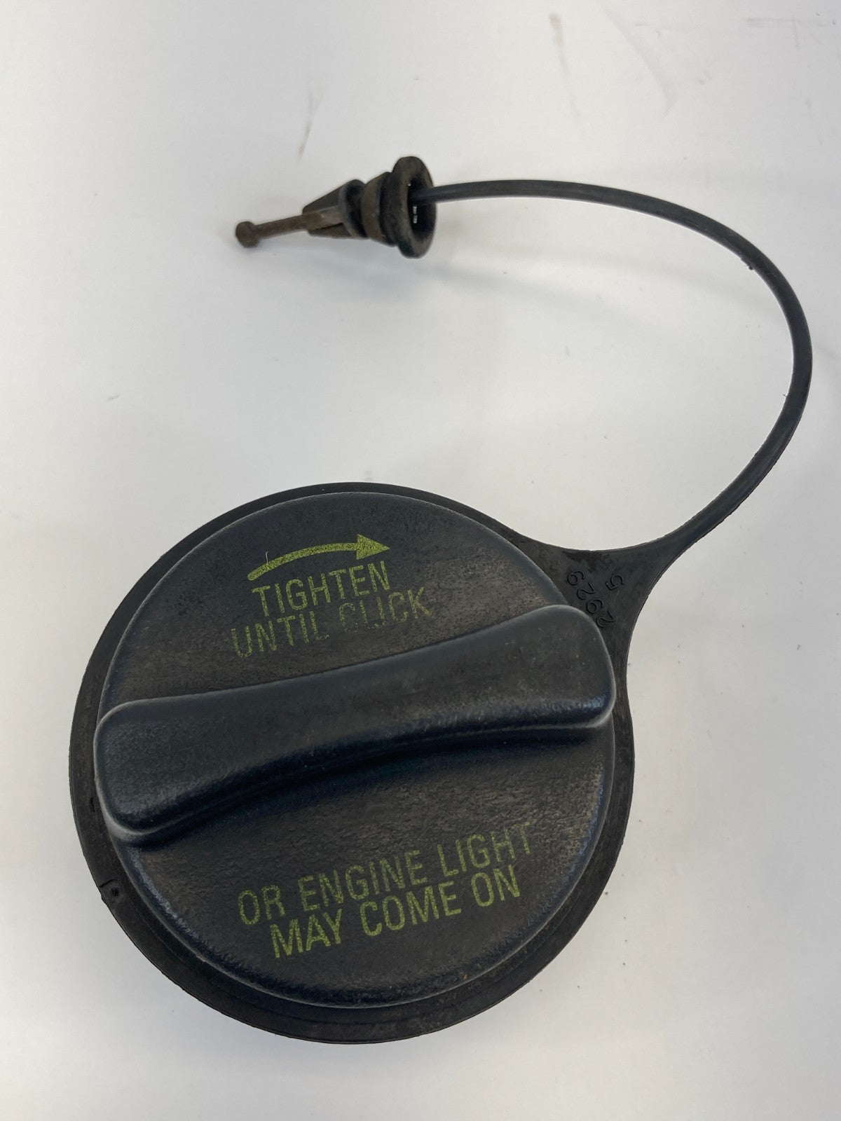 1998-2004 Lincoln Navigator 5.4L V8 SUV Gas Fuel Tank Filler Cap Assembly OEM