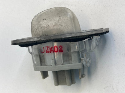 2001-2011 HONDA CIVIC SEDAN REAR TRUNK LICENSE PLATE LIGHT LAMP HOUSING E44057