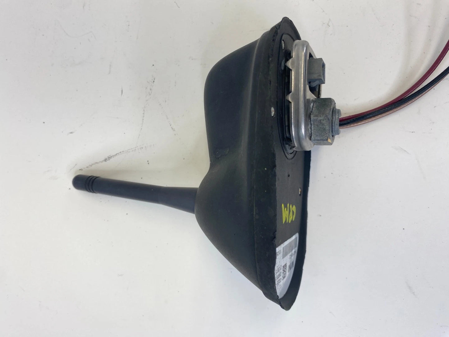 2007-2013 MINI COOPER ROOF MOUNTED RADIO ANTENNA BASE AND WHIP OEM 28061842