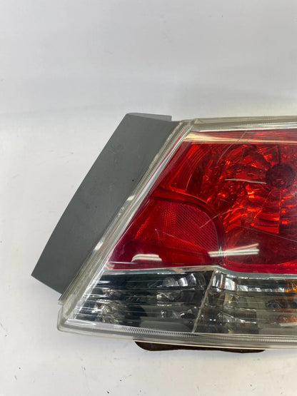 2008-2012 HONDA ACCORD SEDAN RIGHT PASSENGER TAIL LIGHT TAILLIGHT TAIL LAMP