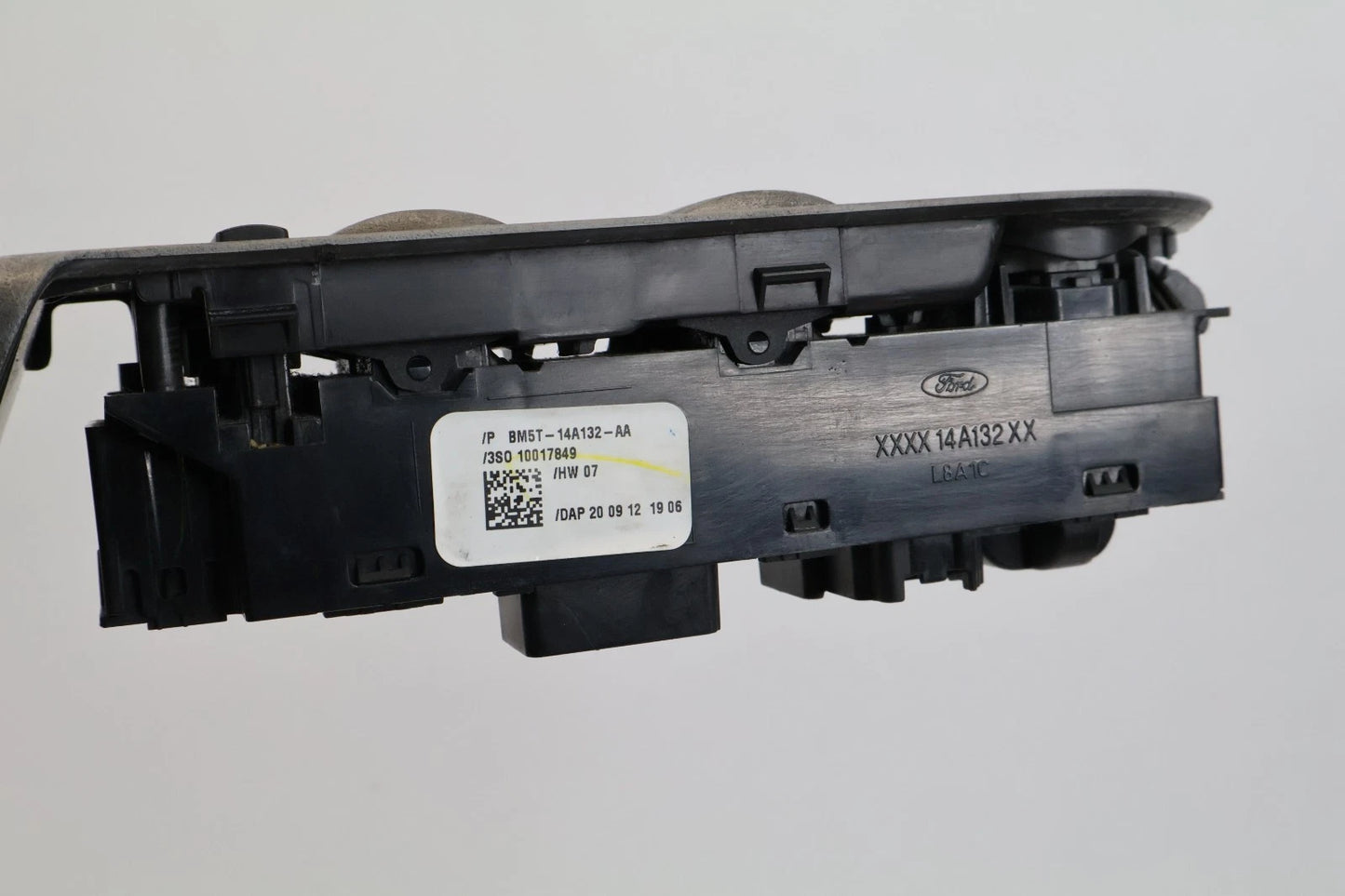 13-19 FORD ESCAPE FRONT LEFT DOOR POWER MASTER WINDOW SWITCH BM5T-14A132-AA OEM