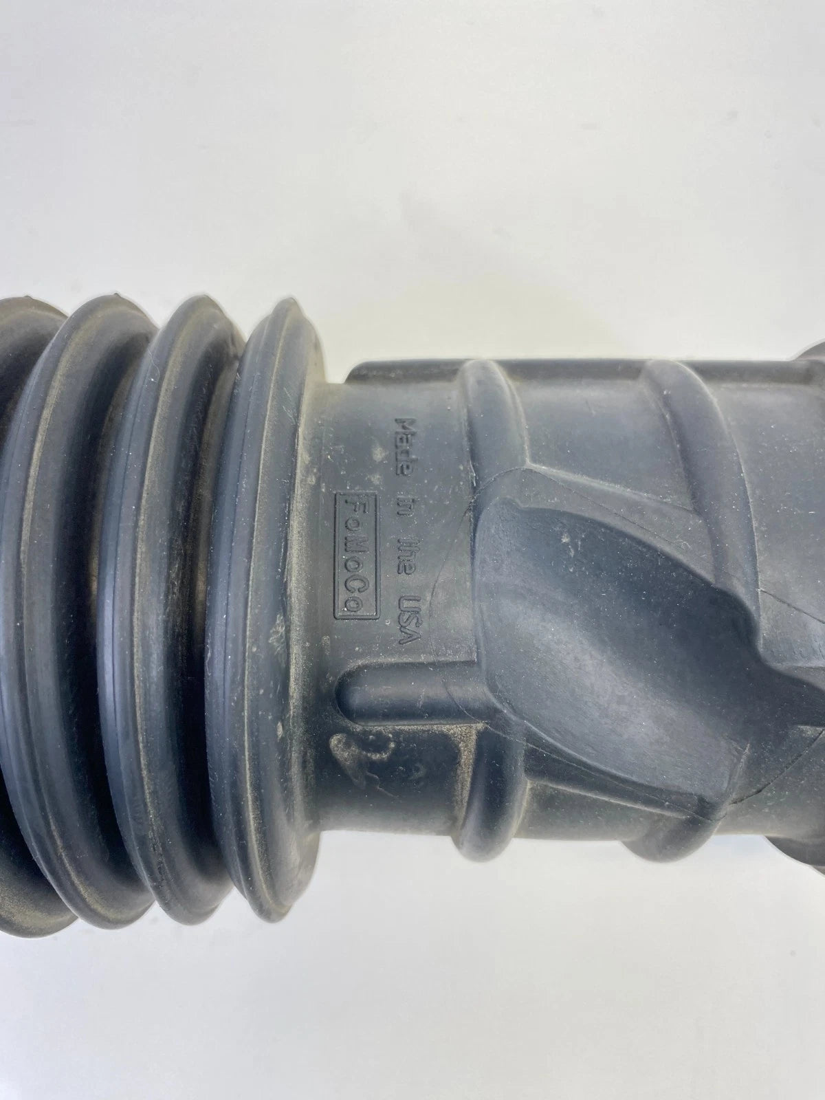 13-19 FORD EXPLORER INTERCEPTOR 3.5L AIR CLEANER INTAKE HOSE DUCT DA83-9F805-DA