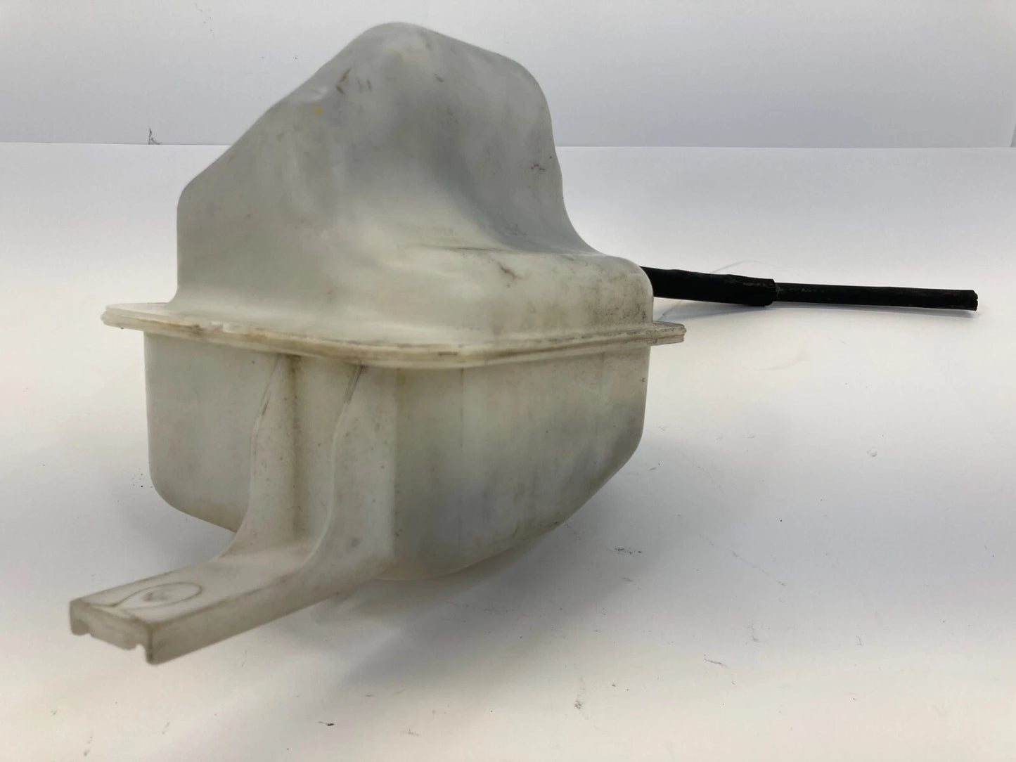 2006-2010 HYUNDAI SONATA 2.4L 16V RADIATOR COOLANT RESERVOIR TANK 25430-3K000