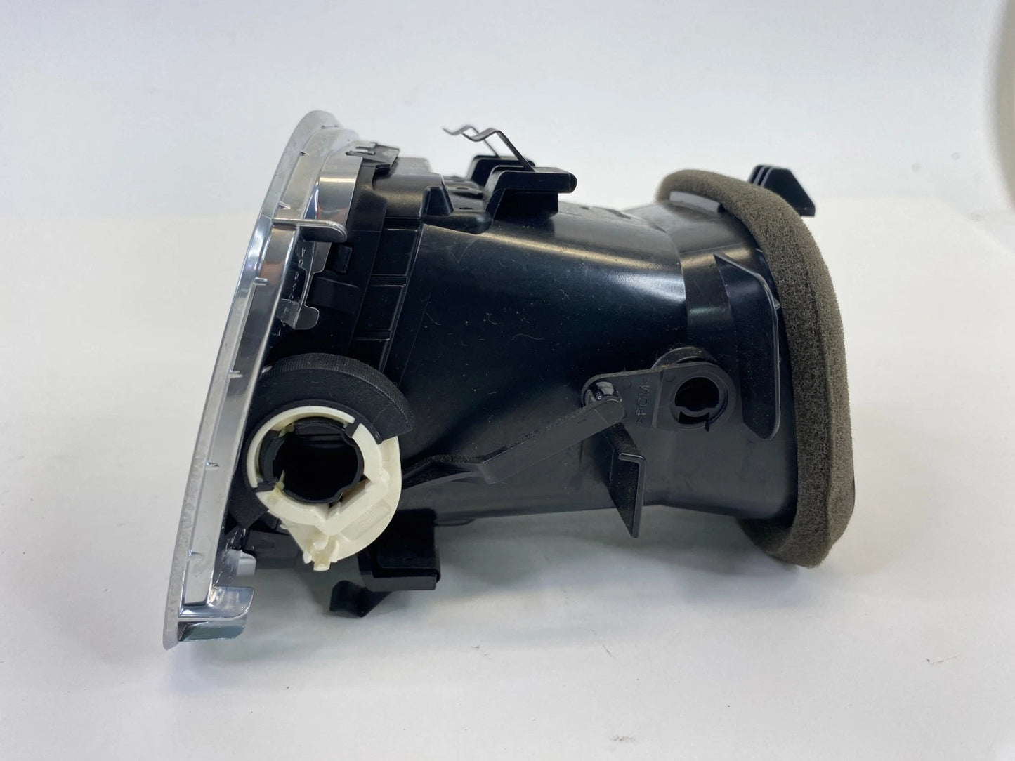 2011-2018 VOLVO S60 LEFT DRIVER SIDE DASH AC AIR VENT GRILLE OUTLET 30791697 OEM