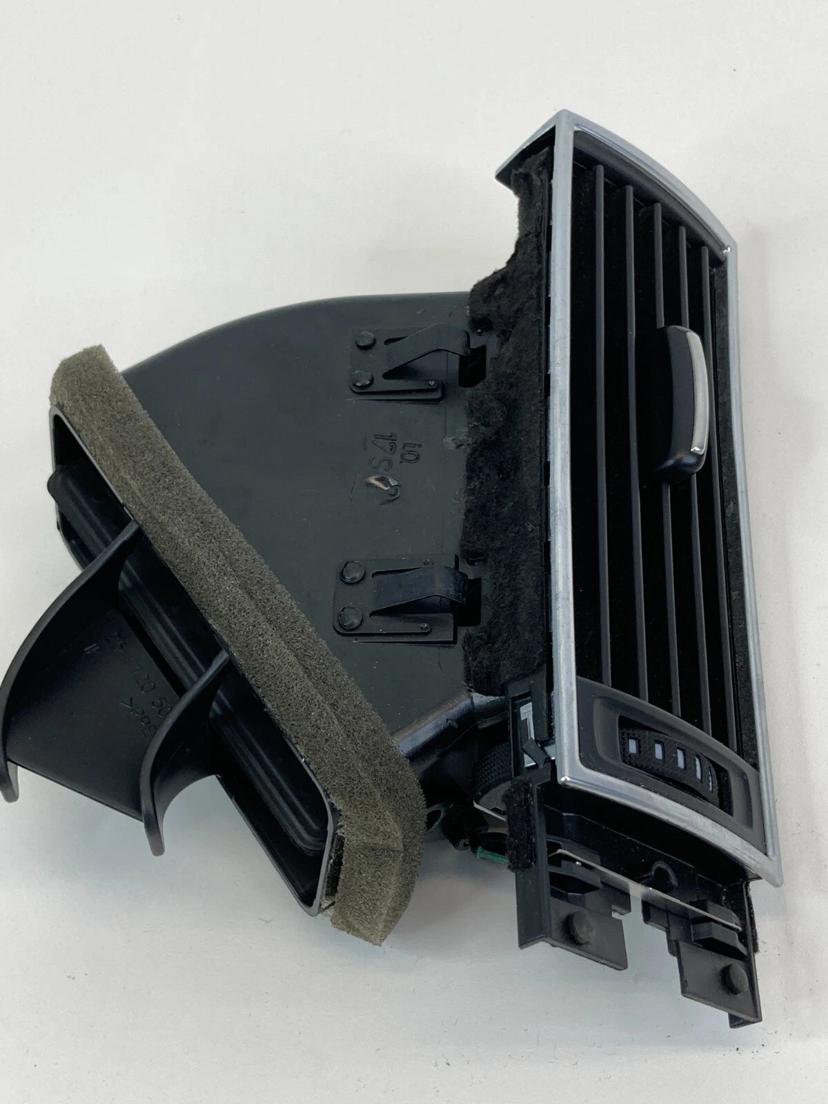 07-11 AUDI A6 QUATTRO DASH RIGHT SIDE OUTER A/C AIR VENT GRILLE 251120506 OEM