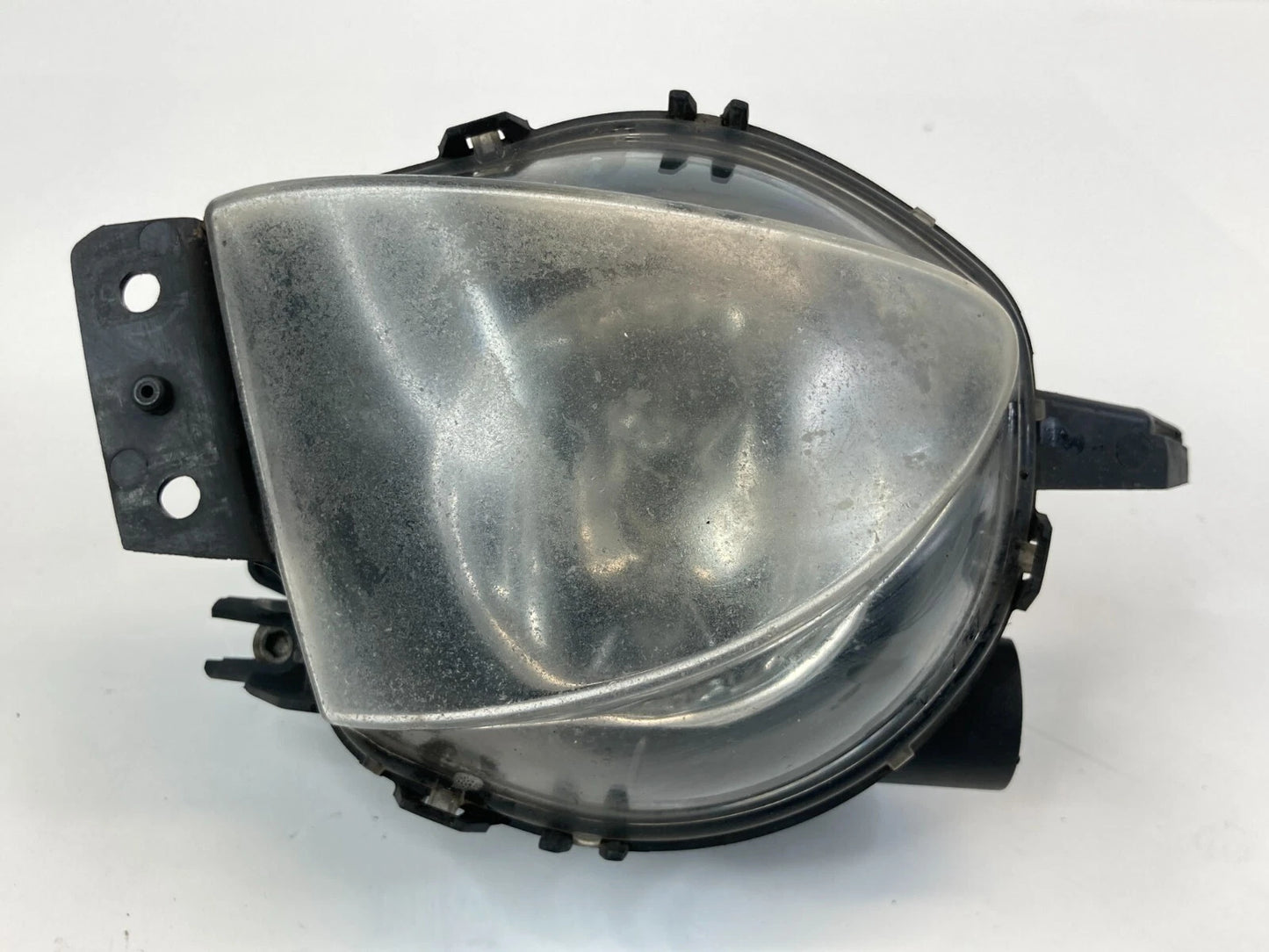2006 BMW 330I 325XI SEDAN RIGHT PASSENGER SIDE FOG LIGHT LAMP 6948374 OEM