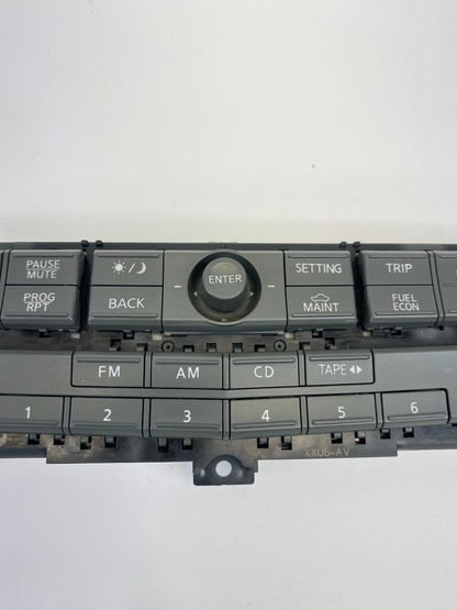 2006 06 Nissan Maxima Radio Receiver AM/FM CD Disc Control Panel Faceplate