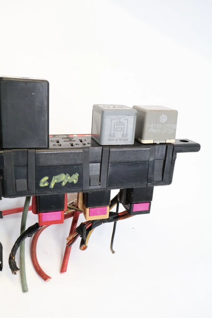 1998-2010 NEW BEETLE 2.5L AT DASH INTERIOR CABIN FUSE BOX PANEL OEM