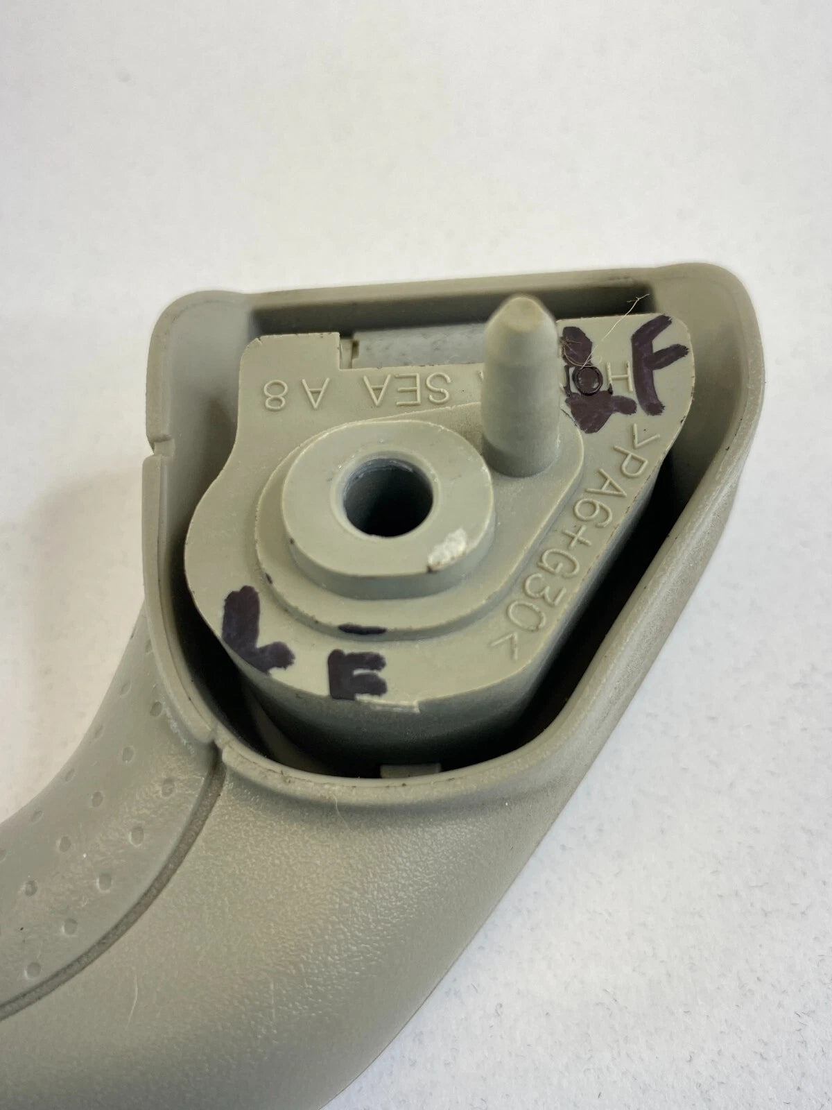 06-08 HONDA PILOT FRONT LEFT DRIVER SIDE INTERIOR ROOF GRAB GRIP ASSIST HANDLE