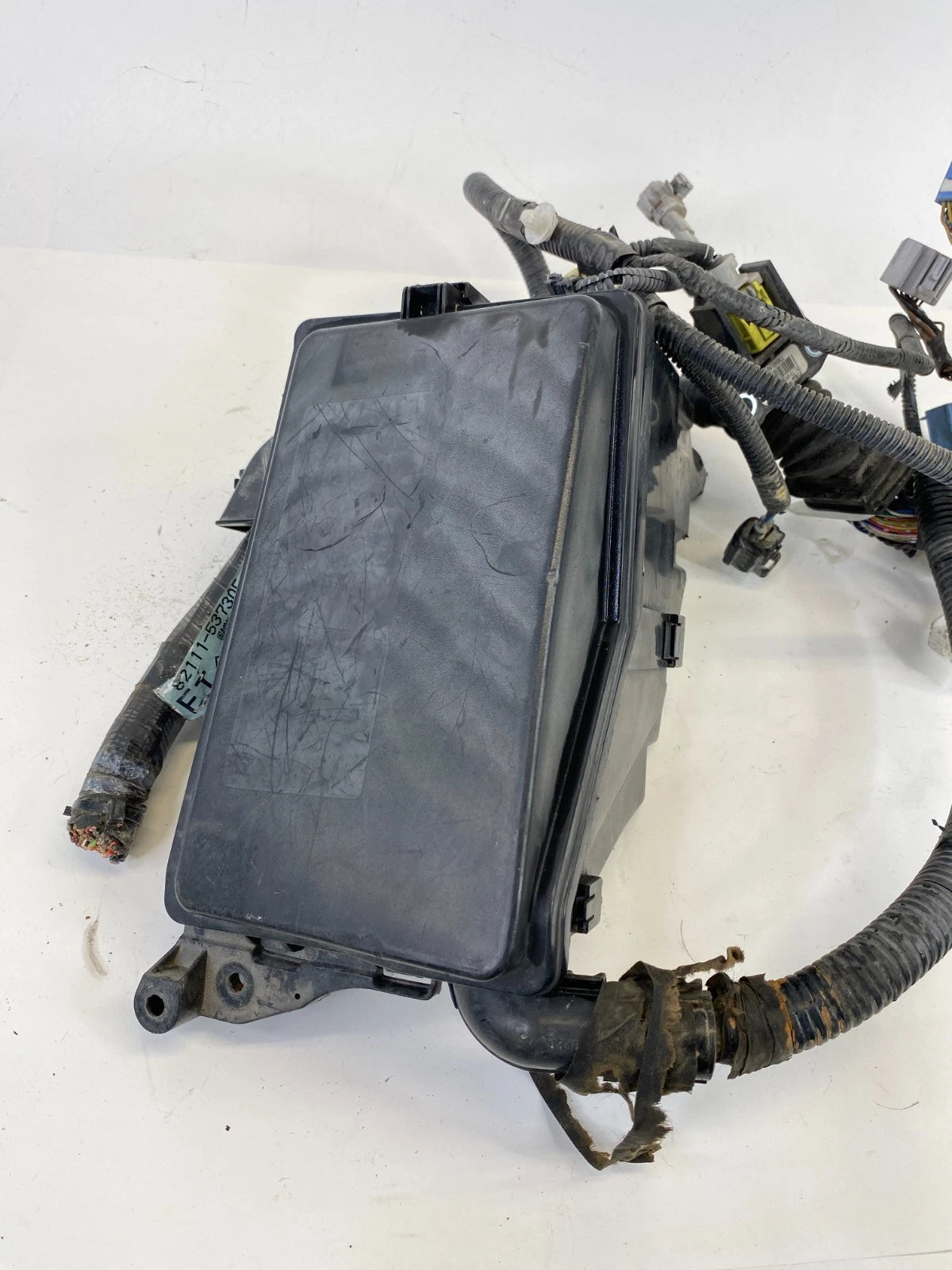 2006-2013 Lexus IS250 Engine Fuse Box w/ Multiplex Module 82111-53730F OEM