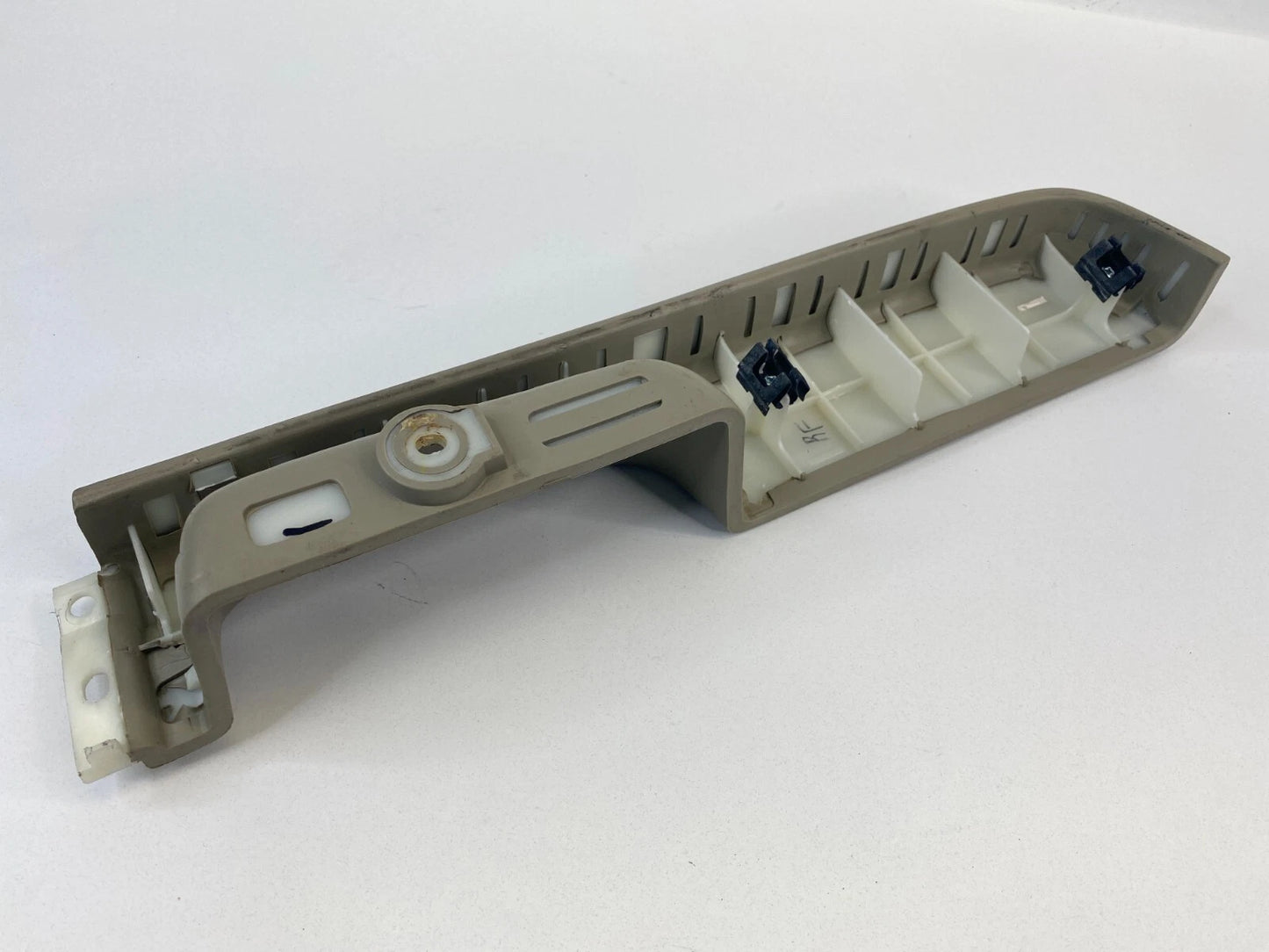 1999-2003 INFINITI QX4 FRONT RIGHT DOOR ARMREST ARM REST PULL HANDLE 809402W100