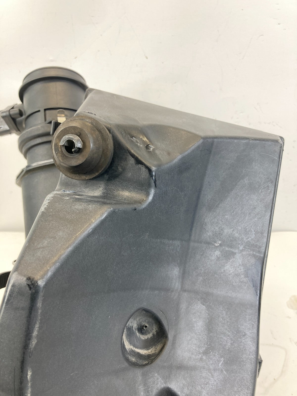 98-02 Mercedes-Benz E430 4.3L Air Cleaner Intake Filter Box Assy A604-094-05-04