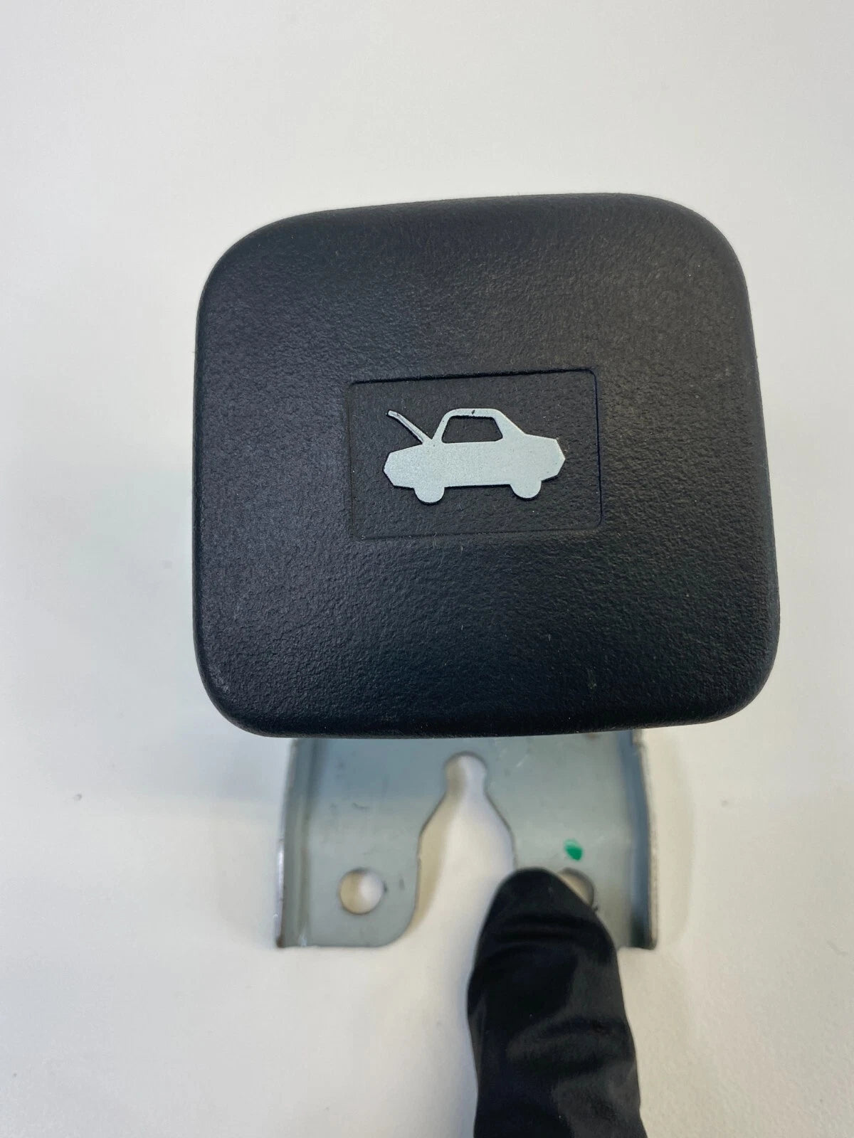 2012-2015 CHEVROLET CAPTIVA SPORT HOOD LOCK LATCH RELEASE HANDLE LEVER OEM