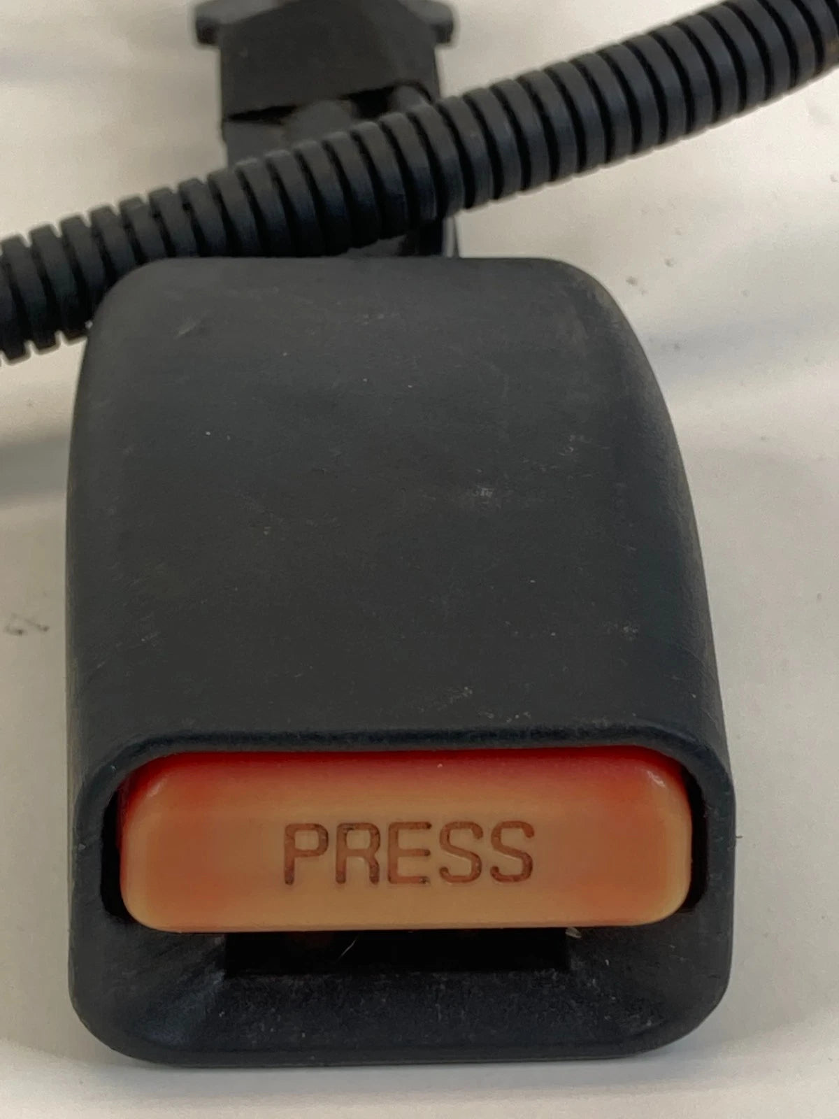 2014 15 16 17 2018 Kia Forte Front Right Passenger Side Seat Belt Buckle OEM