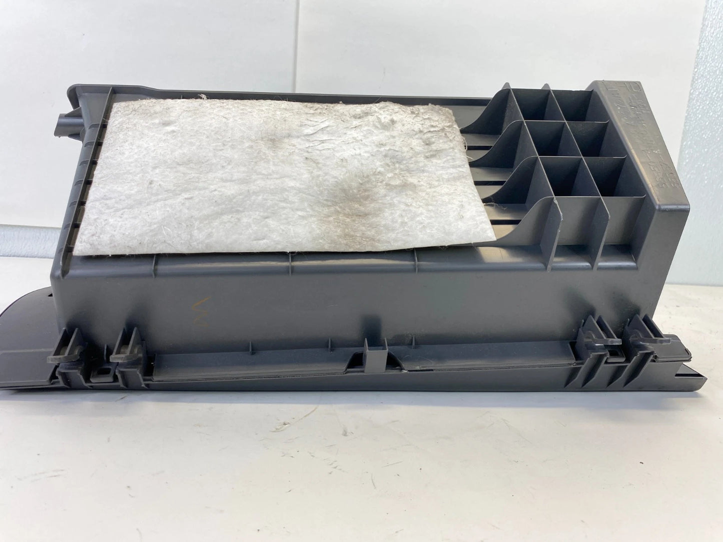 2010-2015 TOYOTA PRIUS GLOVE BOX STORAGE COMPARTMENT DOOR GRAY OEM 55550-47080