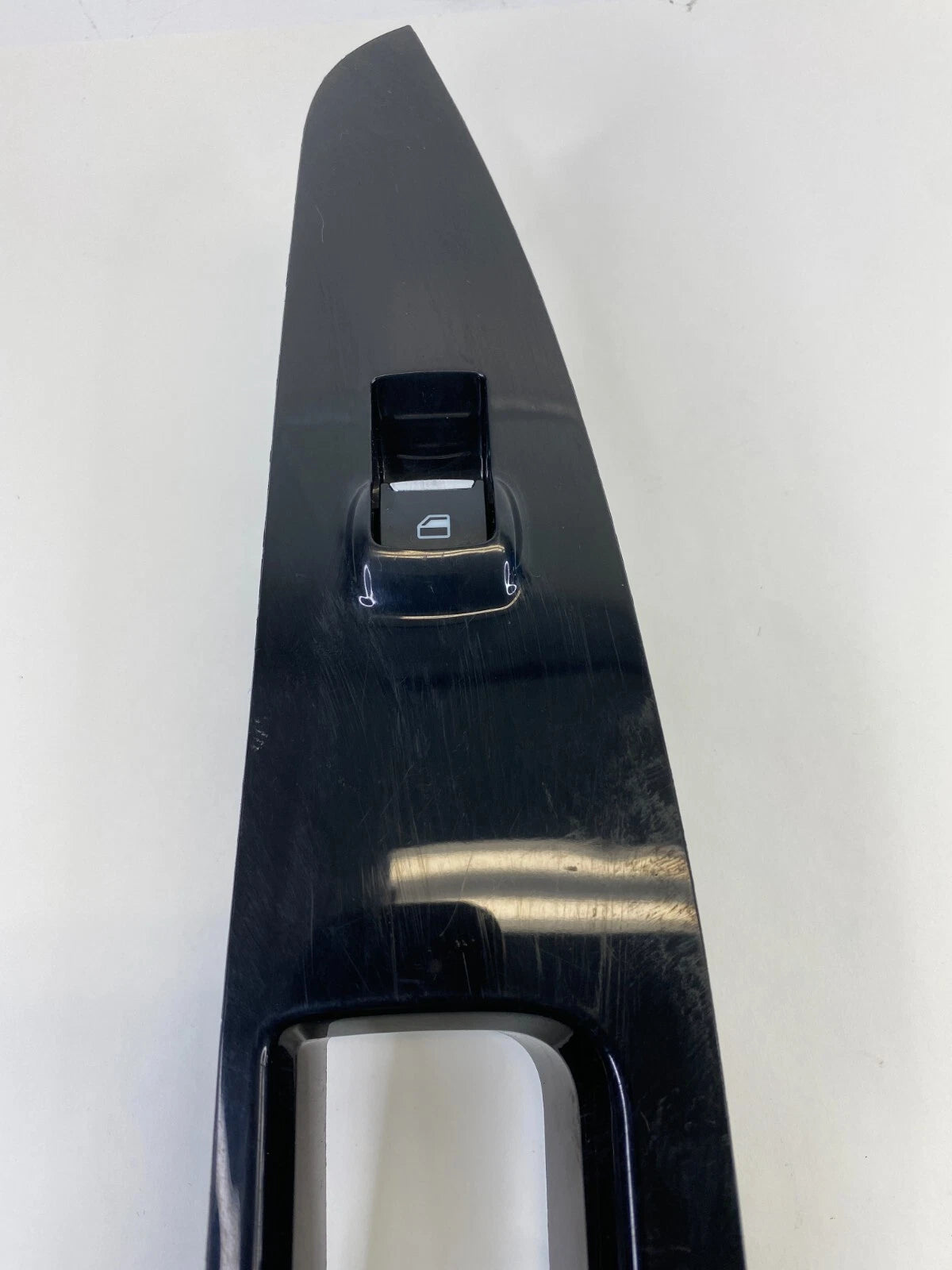 2013-2016 FORD FUSION REAR RIGHT SIDE DOOR WINDOW SWITCH TRIM OEM DS73-14A567-B