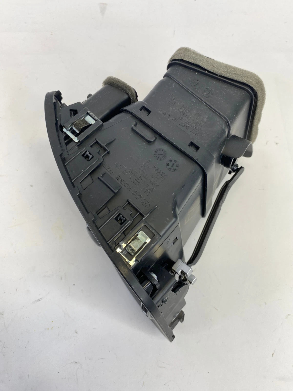 2014-2016 KIA OPTIMA DASH A/C AIR VENT OUTER GRILLE FRONT RIGHT OEM 97490-2T000