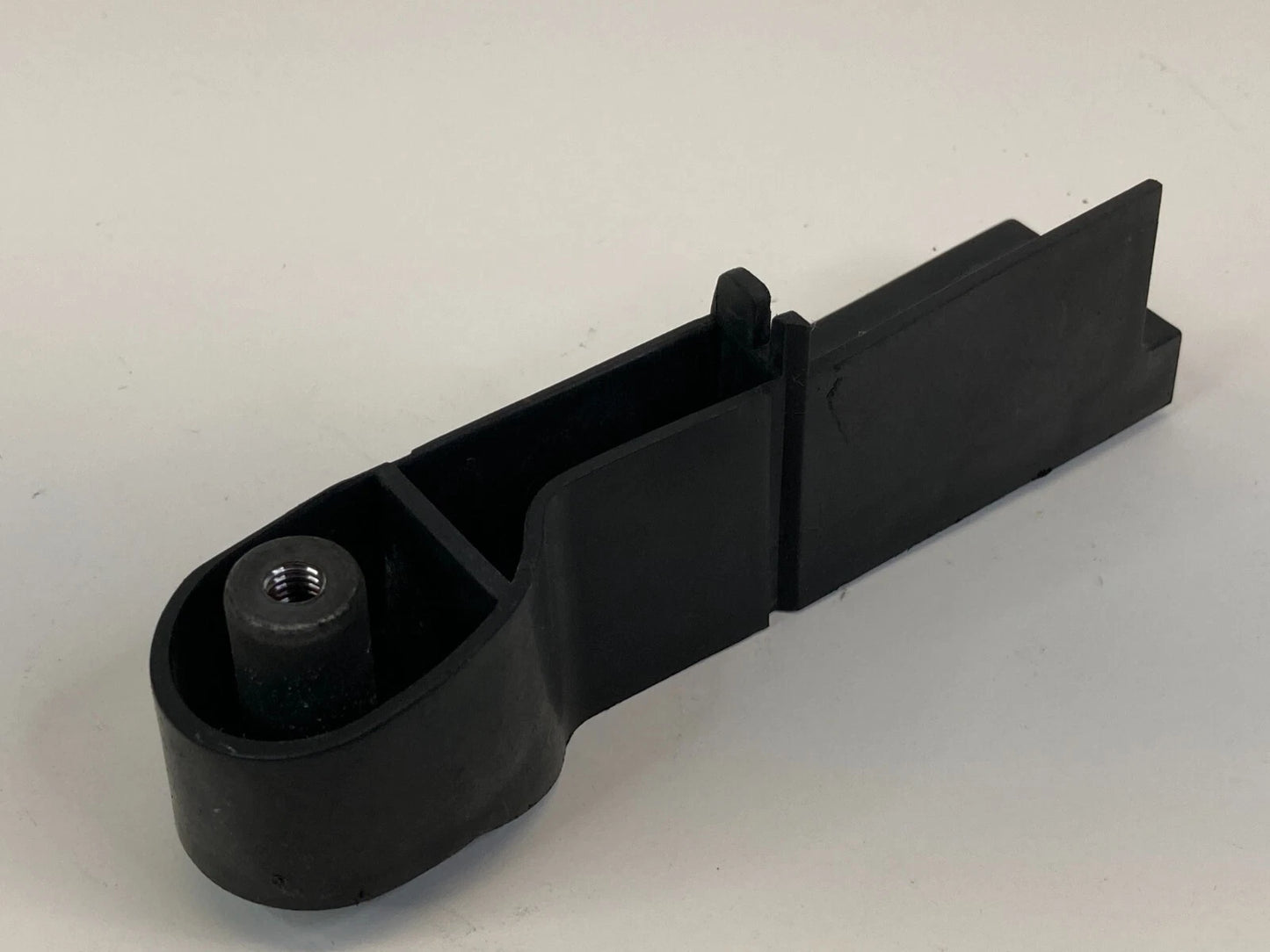 2005-2011 AUDI A6 QUATTRO FRONT LEFT BUMPER BRACKET SUPPORT COVER 4F0807771 OEM