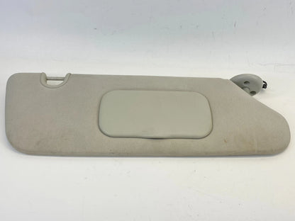 08-10 GRAND CARAVAN TOWN & COUNTRY RIGHT SUNVISOR SUN VISOR W/ MIRROR & LIGHT