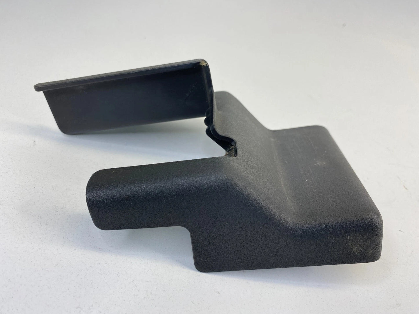 2008-2011 FORD FOCUS FRONT LEFT SEAT RAIL TRACK COVER BEZEL TRIM 8S43-564I8D0I