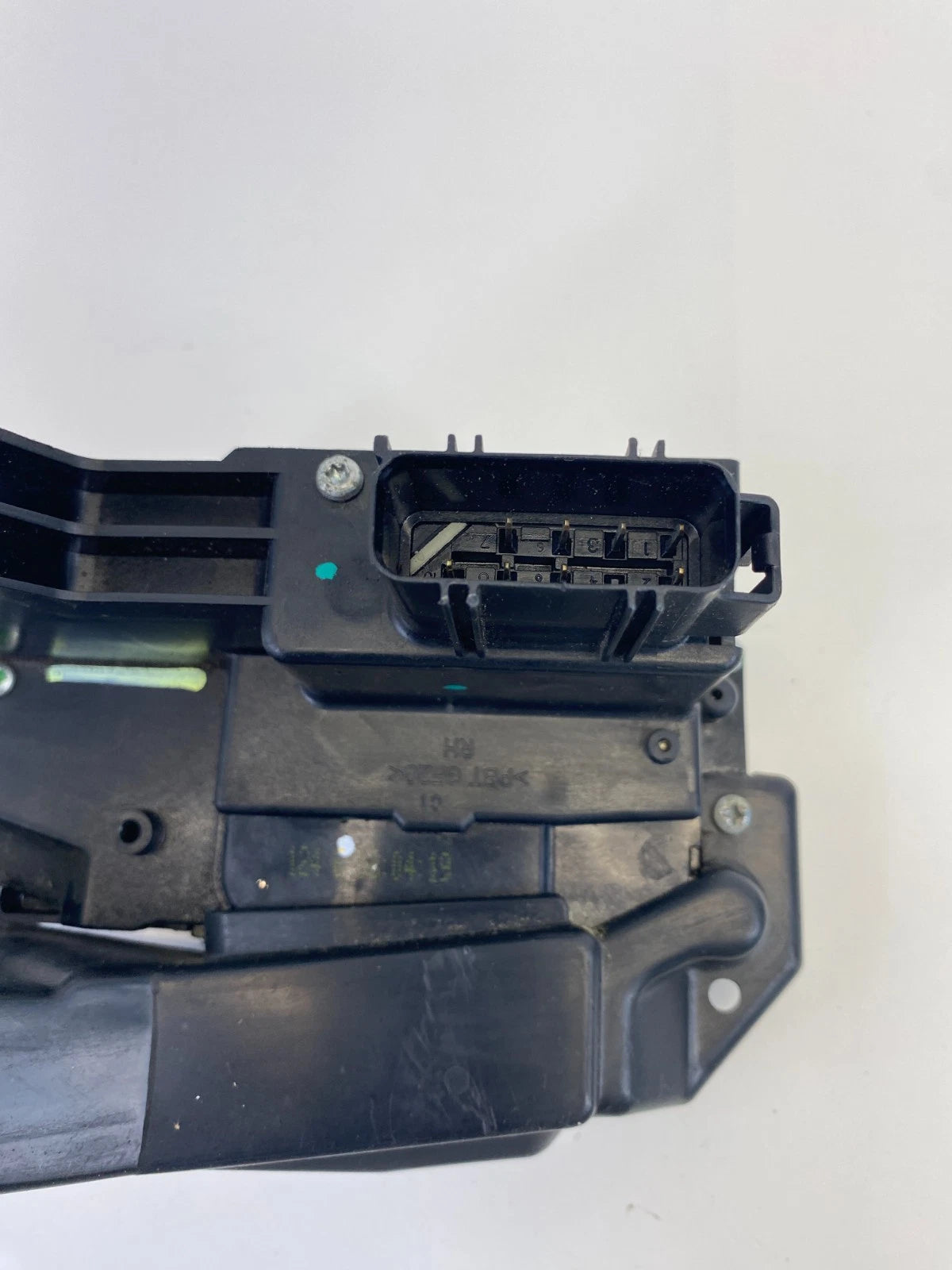 2005-2007 FORD ESCAPE FRONT RIGHT PASSENGER DOOR LOCK LATCH RELEASE ACTUATOR OEM