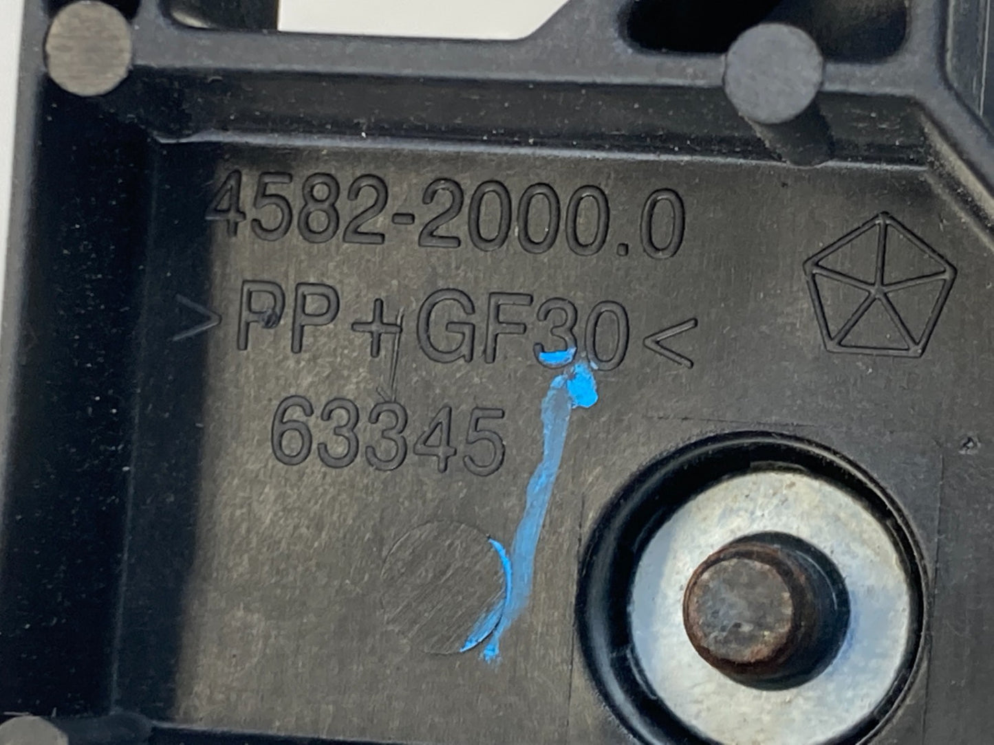 2011-2020 Dodge Journey Front Right Side Exterior Door Handle Chrome 4589861 OEM