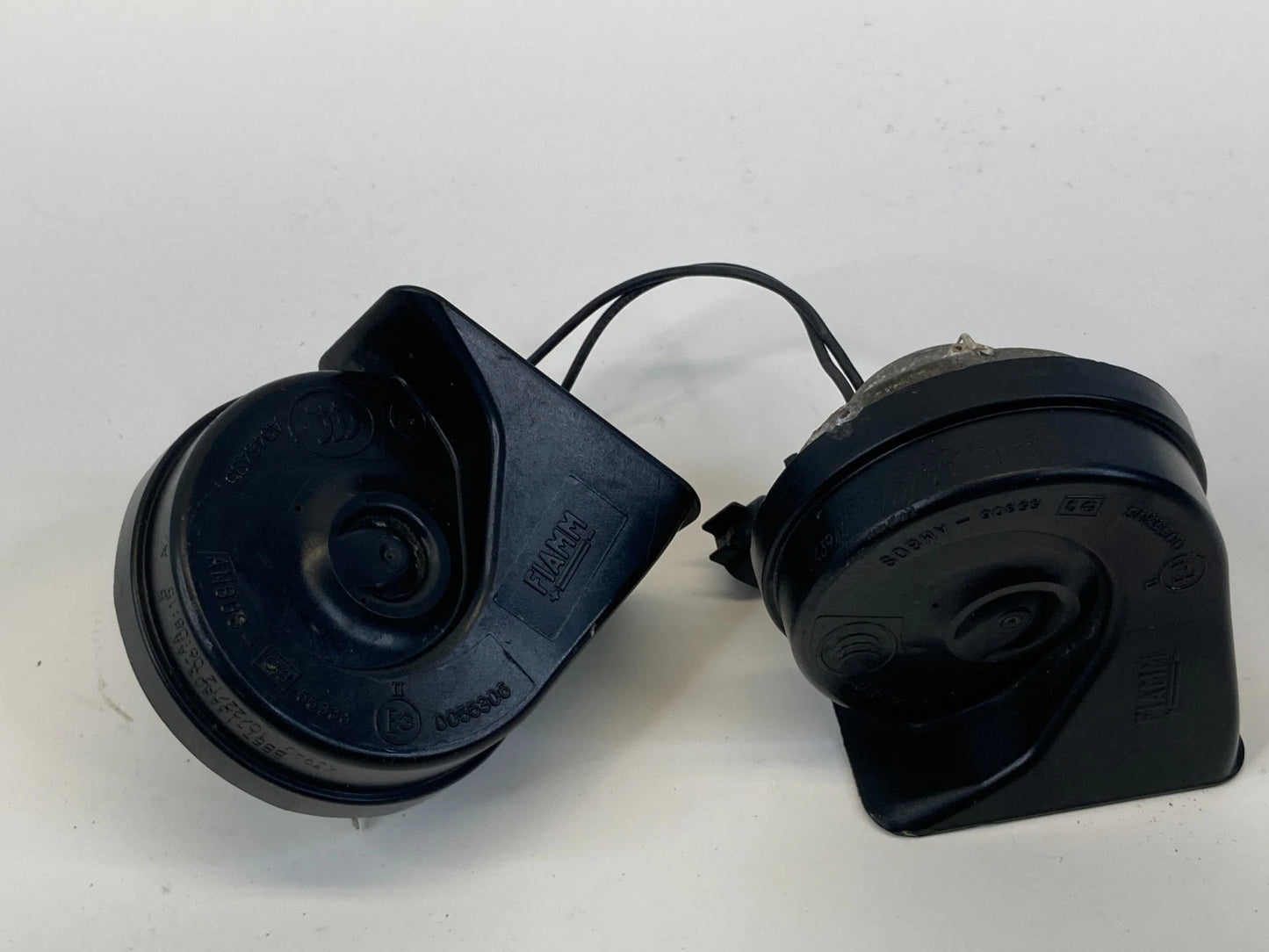 13-19 Ford Explorer Police Low & High Tone Horn Alarm Dual Siren Signal A046495