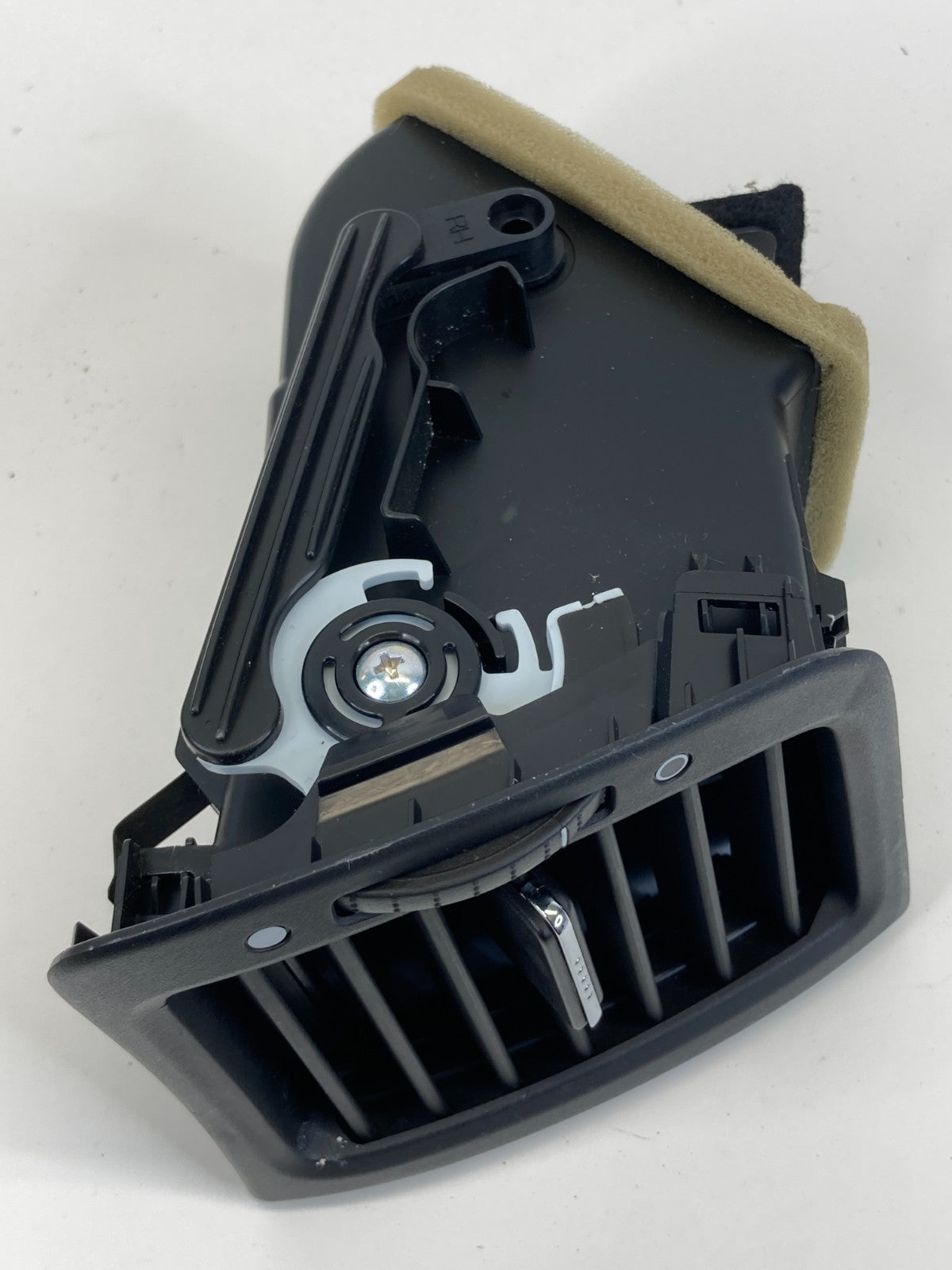 2010-2012 Acura RDX Dash Right Side Outer A/C Air Vent Grille Outlet Assy OEM