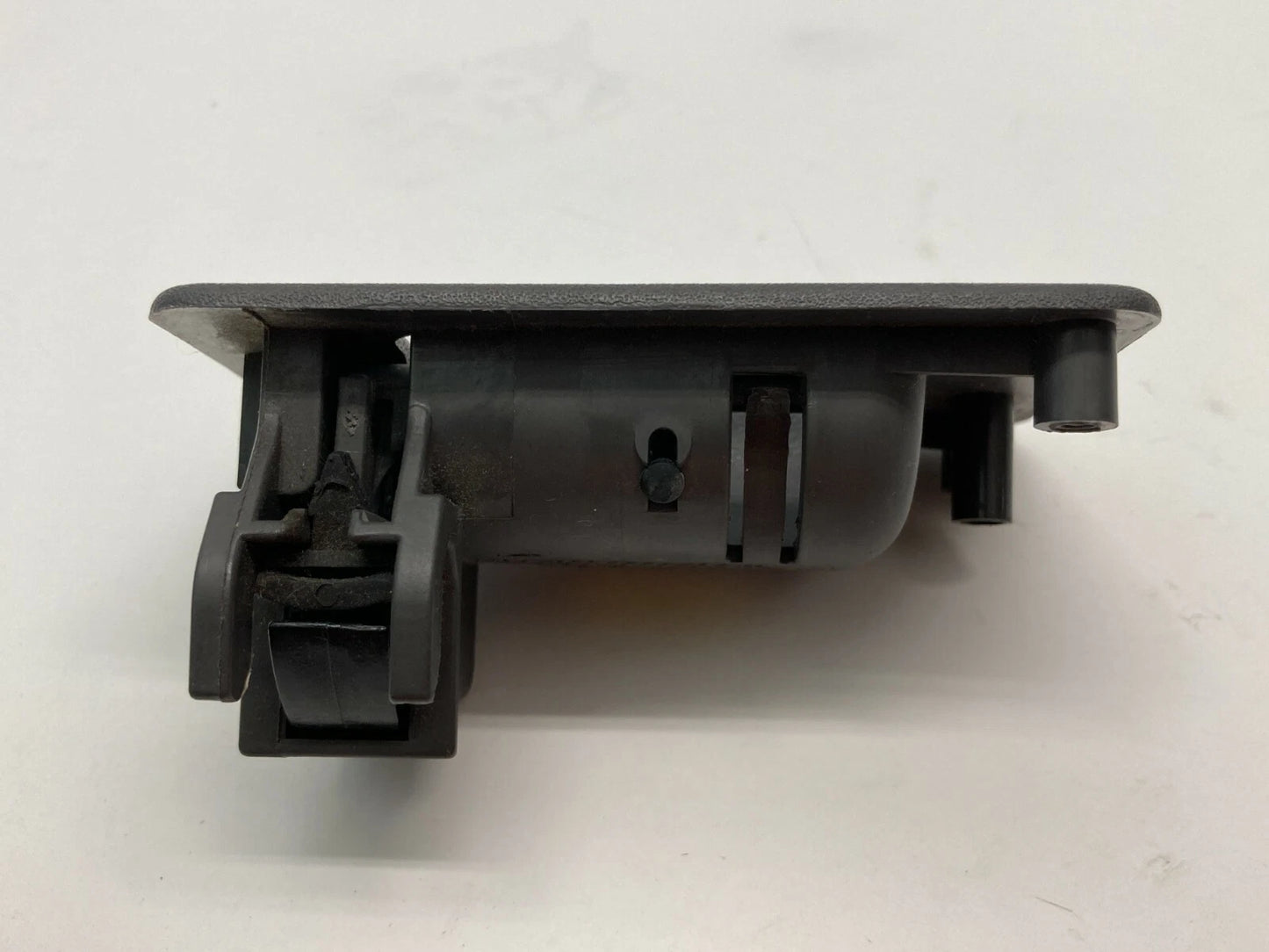 2002-2005 FORD EXPLORER GLOVE BOX DOOR LOCK LATCH HANDLE YL2A-1006004-AAW