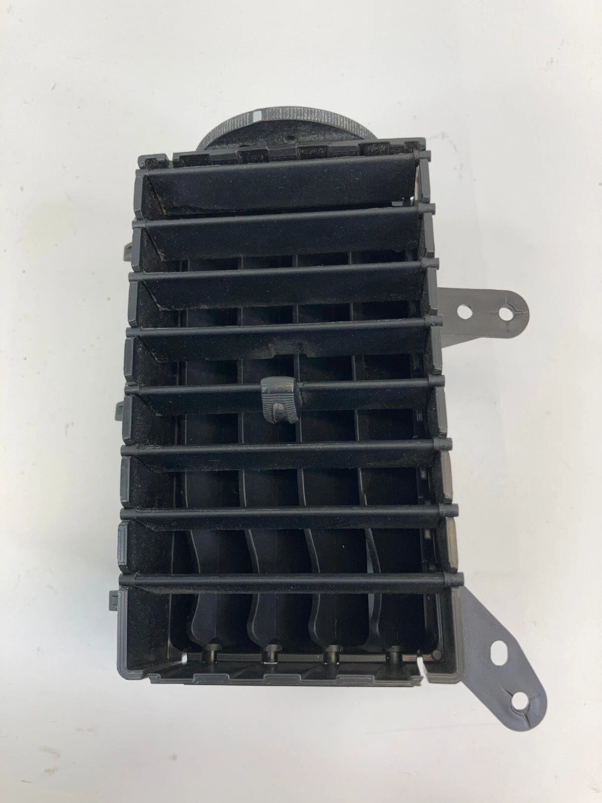 08-10 CHRYSLER TOWN & COUNTRY DASH CENTER RIGHT AC AIR VENT GRILLE 05028728AA