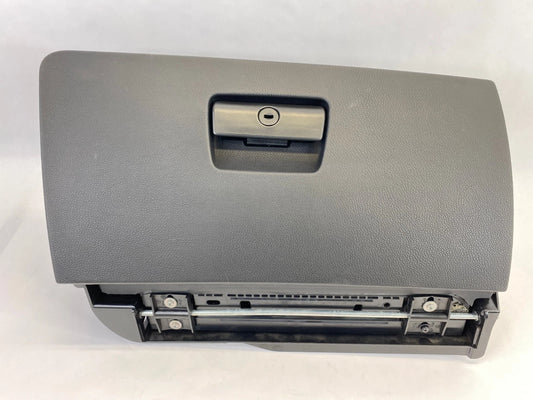 07 08 BMW 335XI GLOVE BOX STORAGE COMPARTMENT ASSEMBLY W LATCH 51167075479 OEM