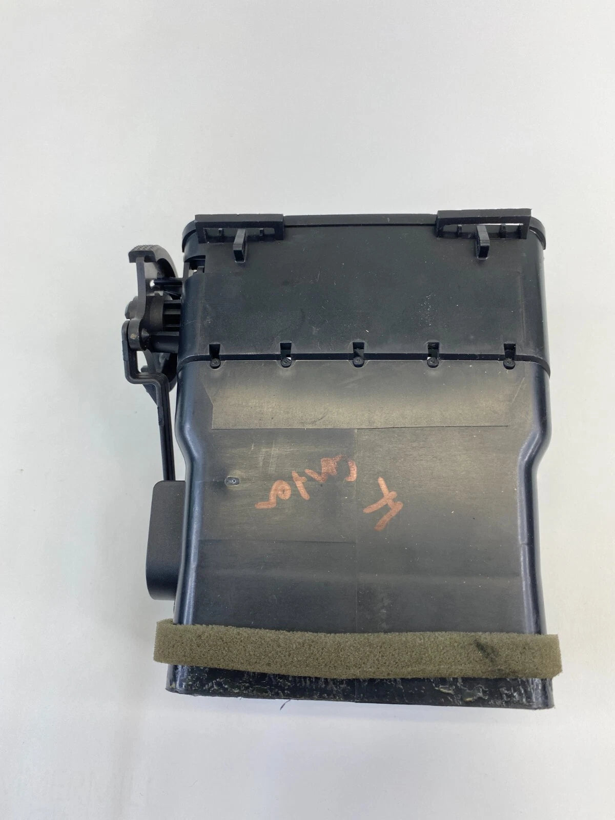 2006-2011 BUICK LUCERNE DASH RIGHT CENTER SIDE AC AIR VENT OUTLET DUCT OEM
