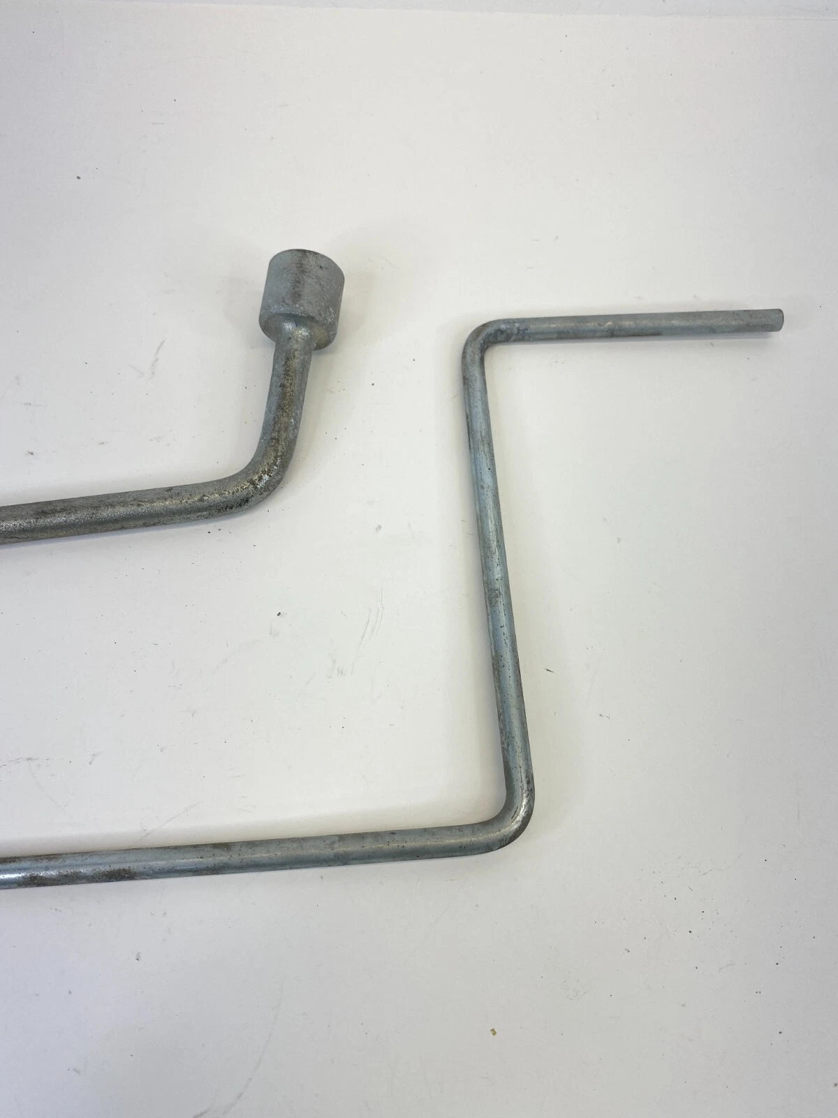 2005-2010 05-10 SCION TC SPARE TIRE JACK & TOOL KIT LUG WRENCH ROD ASSEMBLY OEM