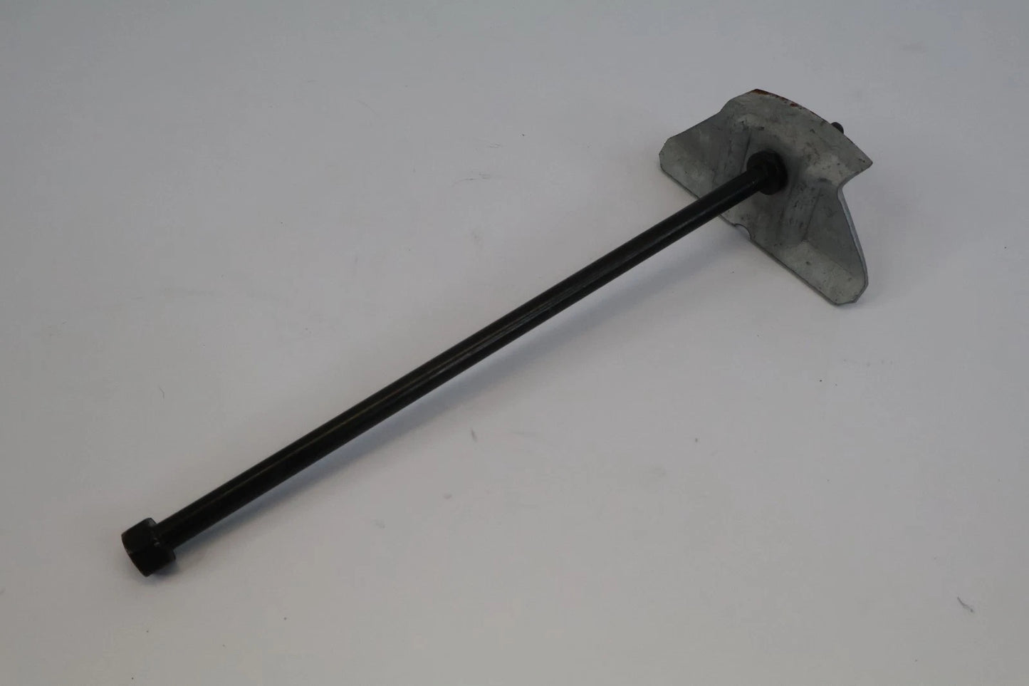 2008 BMW 535XI 2008-2010 535I BATTERY HOLD DOWN CLAMP BOLT OEM