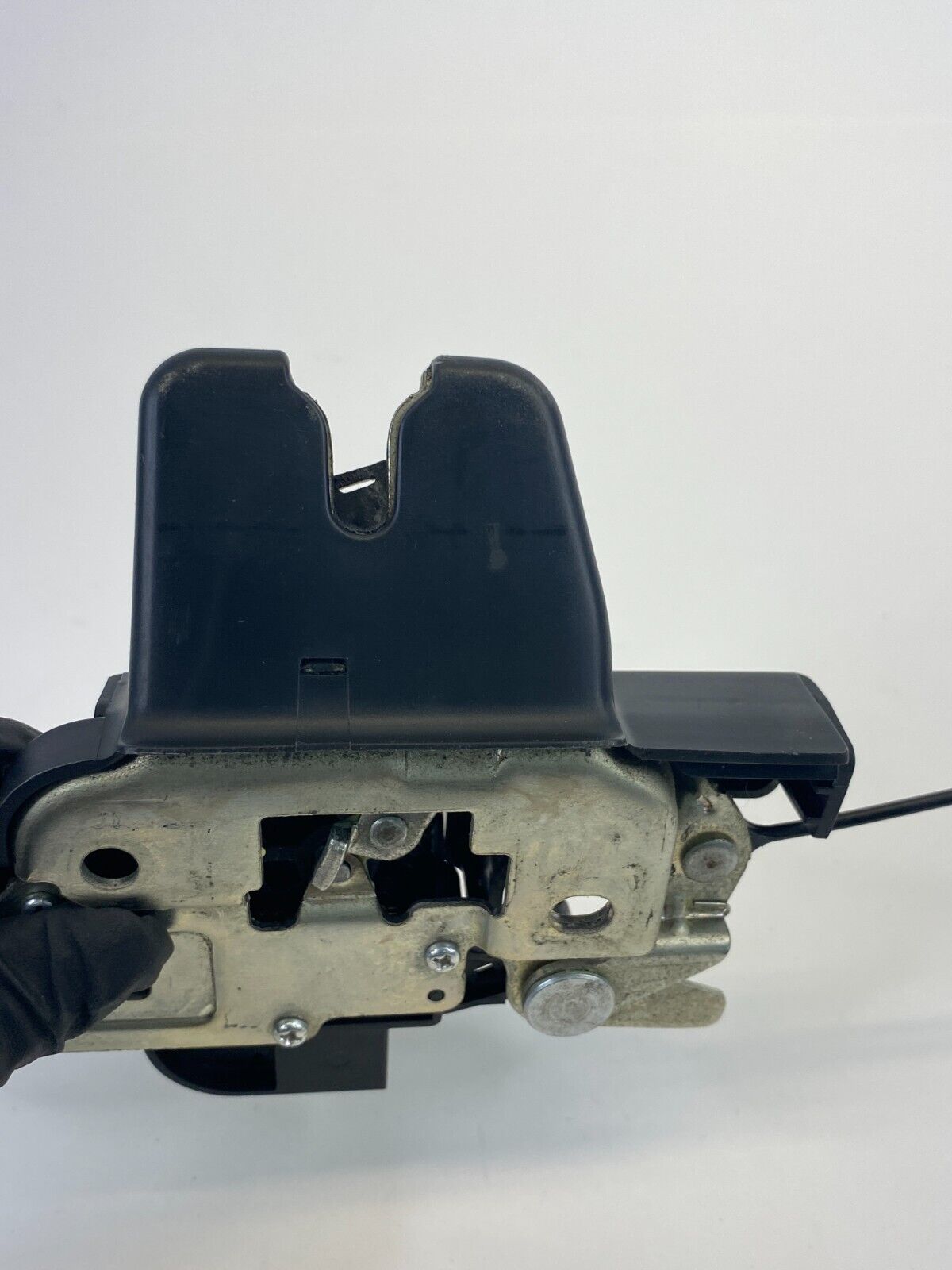 2007 2008 Infiniti G35 Sedan Rear Trunk Lock Latch Release Actuator OEM