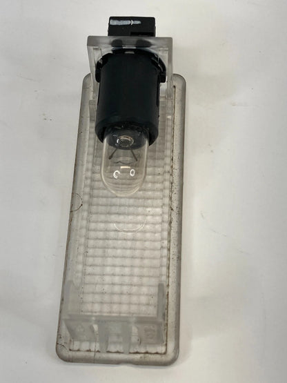 2006-2019 RANGE ROVER SPORT INNER DOOR PANEL COURTESY LIGHT LAMP XDC000071 OEM