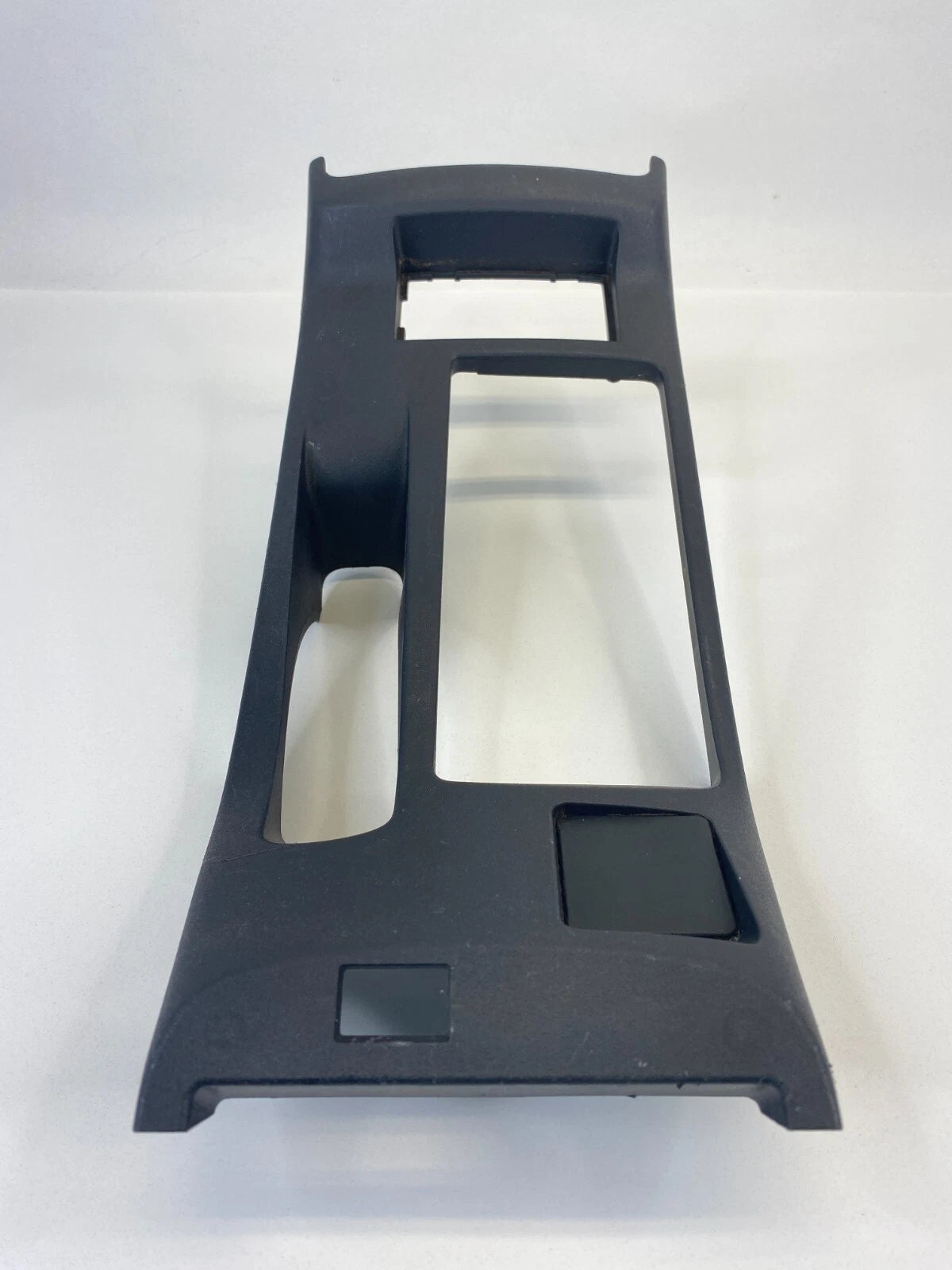 08-17 MITSUBISHI LANCER FLOOR CENTER CONSOLE PANEL CUP HOLDER BEZEL TRIM 8041A04